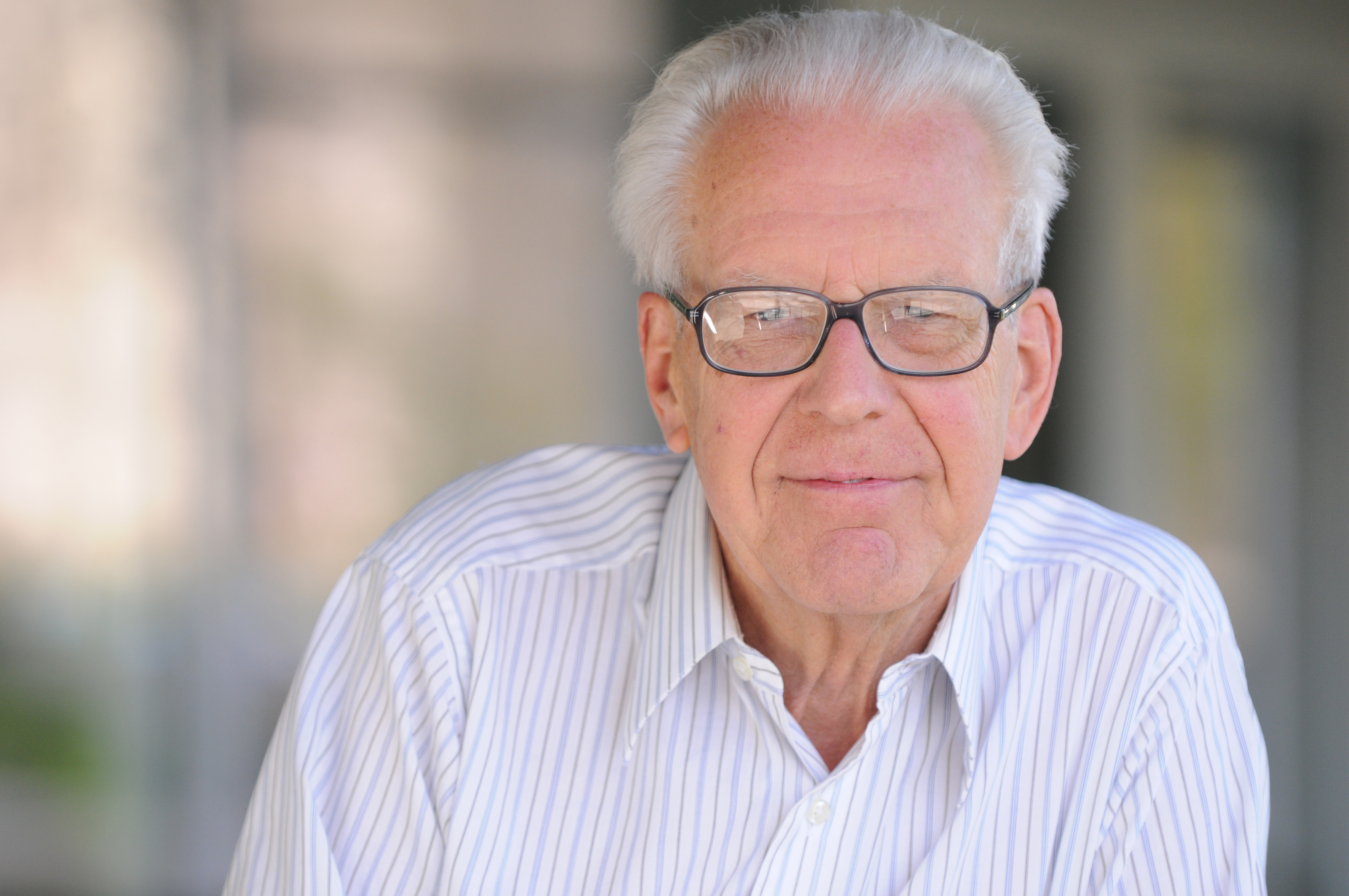 Maarten Schmidt, Caltech astronomer who changed our understanding of the cosmos, dies - Vimarsana News