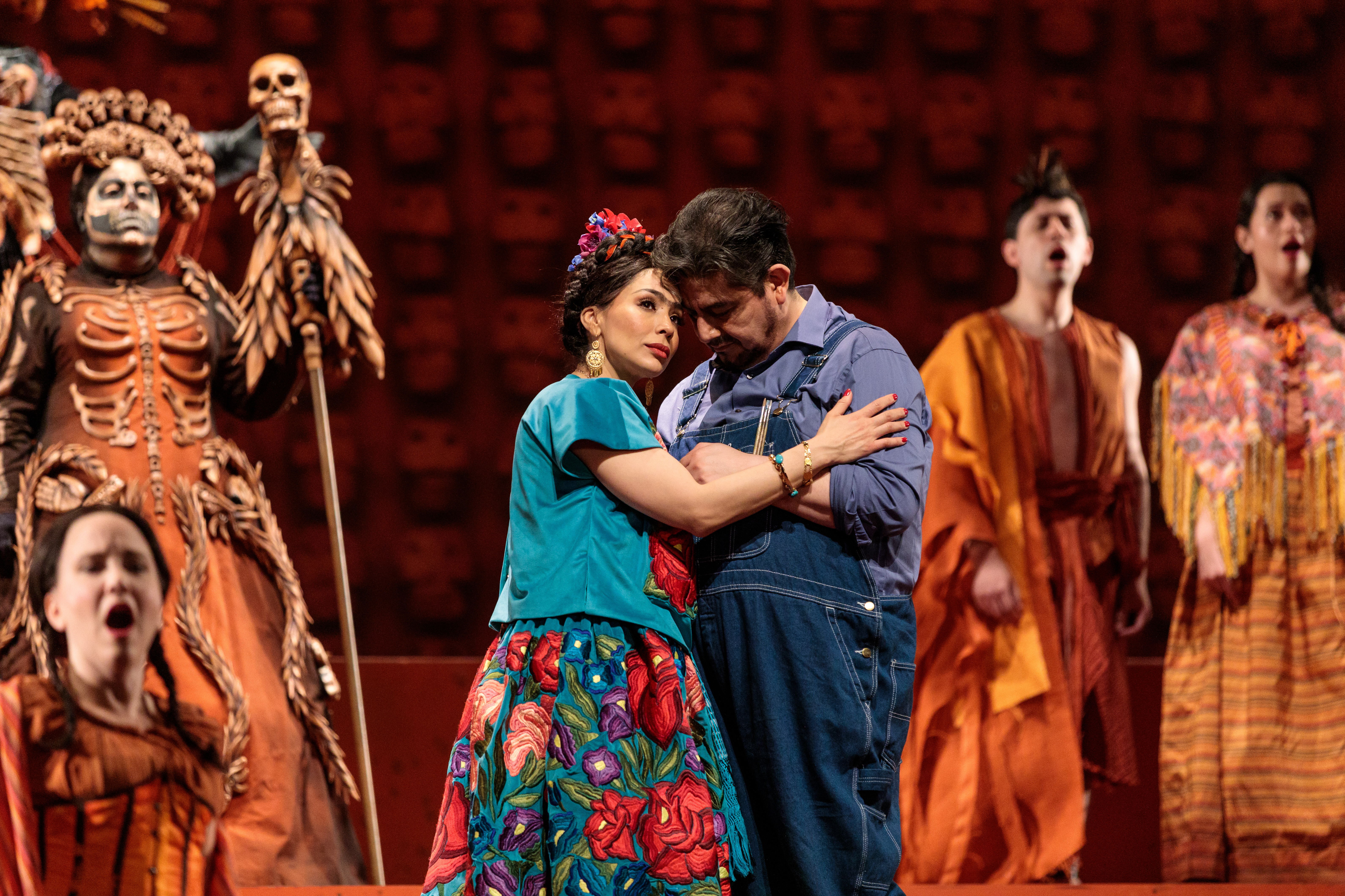 San Diego Opera's visually stunning 'Frida y Diego' opera an insightful and musically rich wor - Vimarsana News