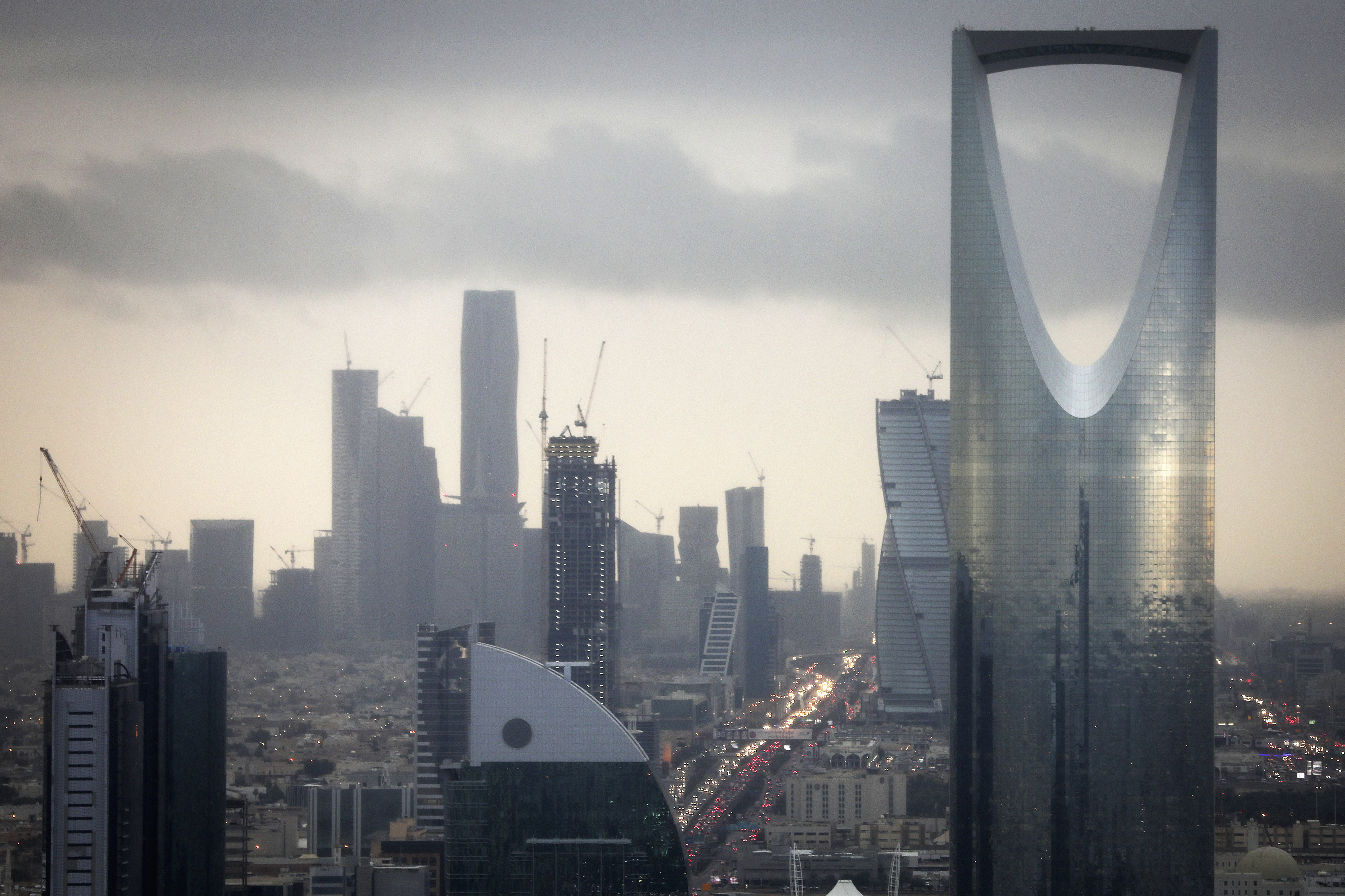 Saudi Arabia tries to remake itself with huge 'giga-projects' - Vimarsana News