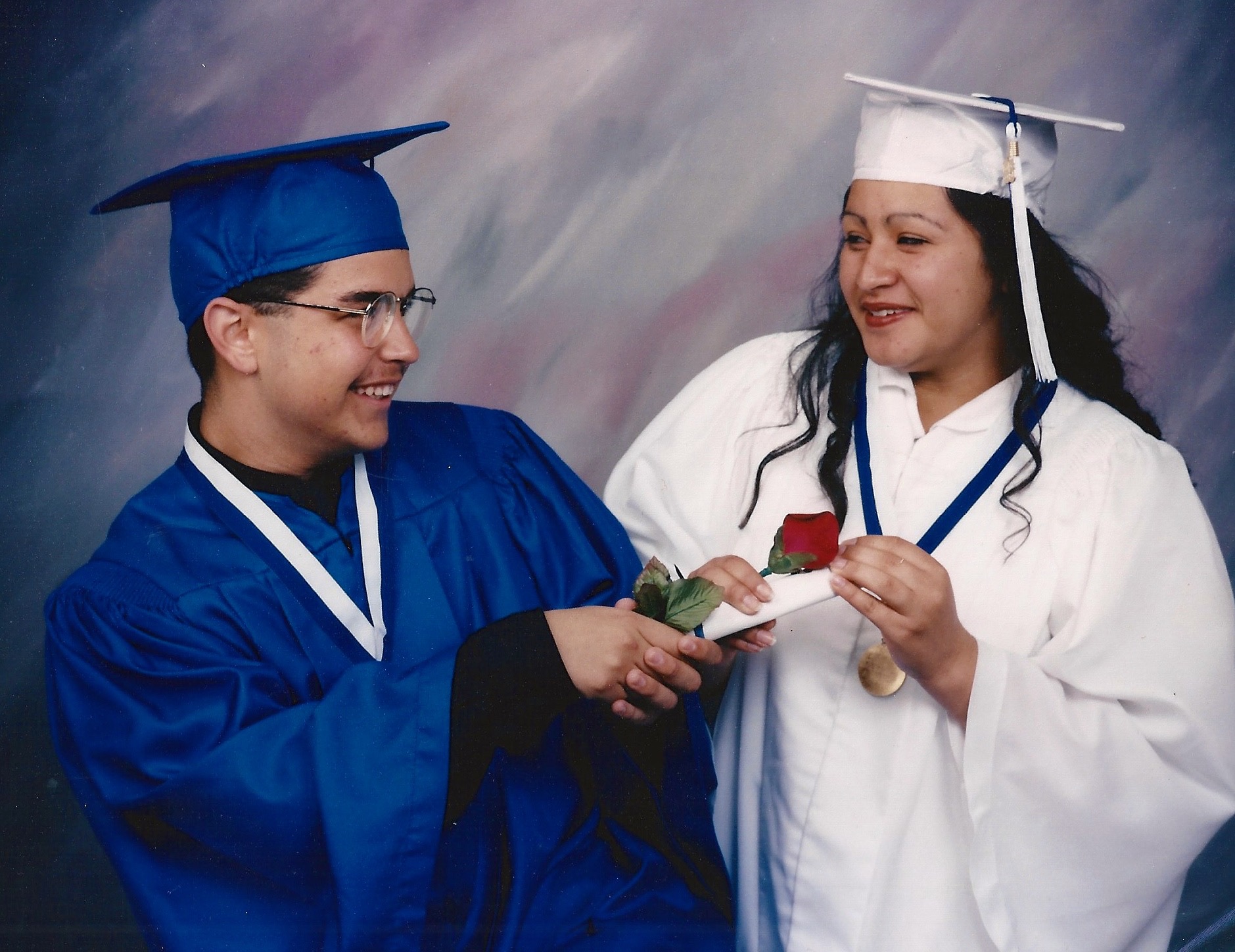 Opinion: Photographer Manuel 'Memo' Cavada chronicled our Latino community - Vimarsana News