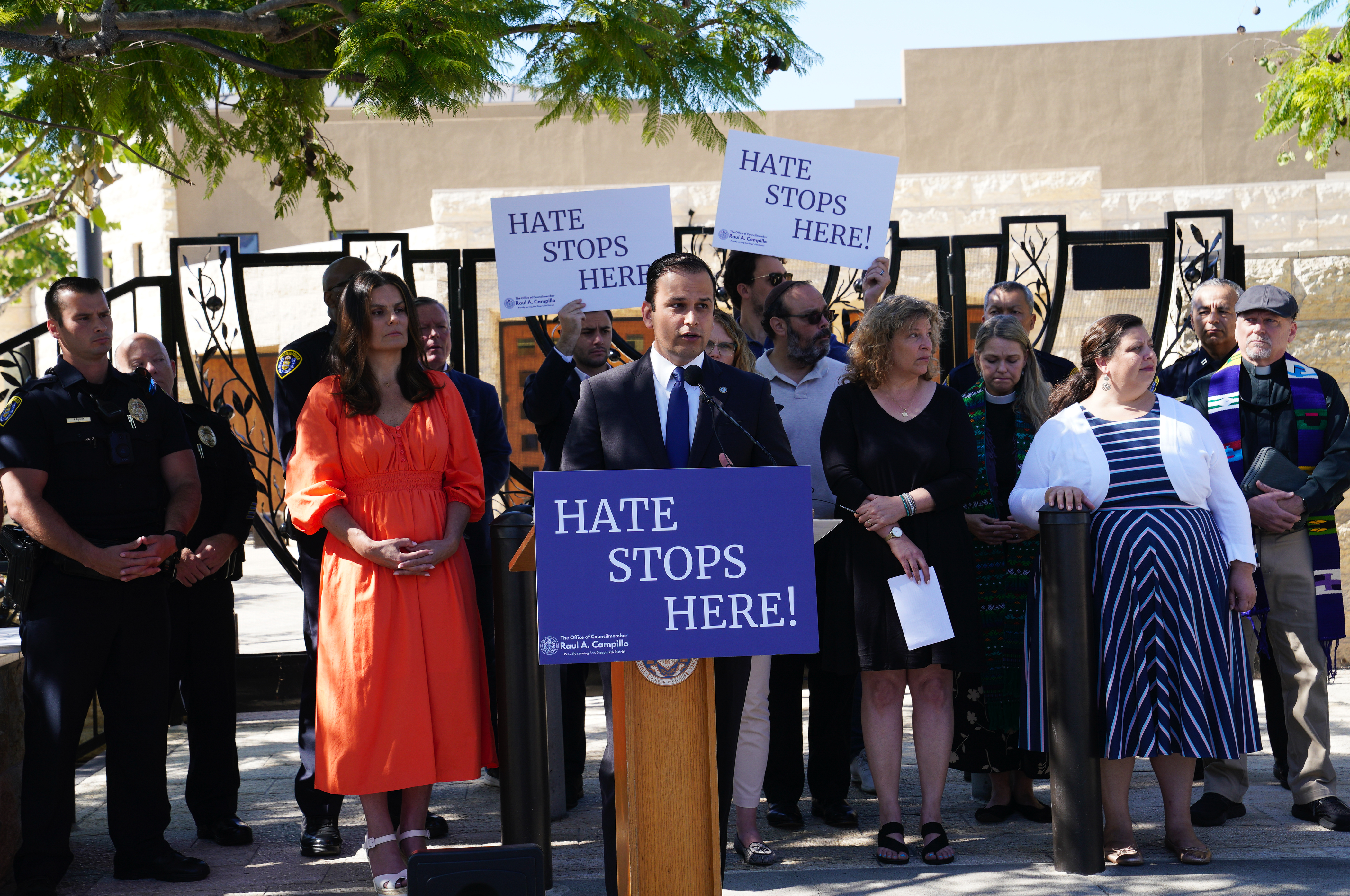 San Diego lawmakers propose bill making 'hate littering' unlawful in wake of antisemitic flyers - Vimarsana News
