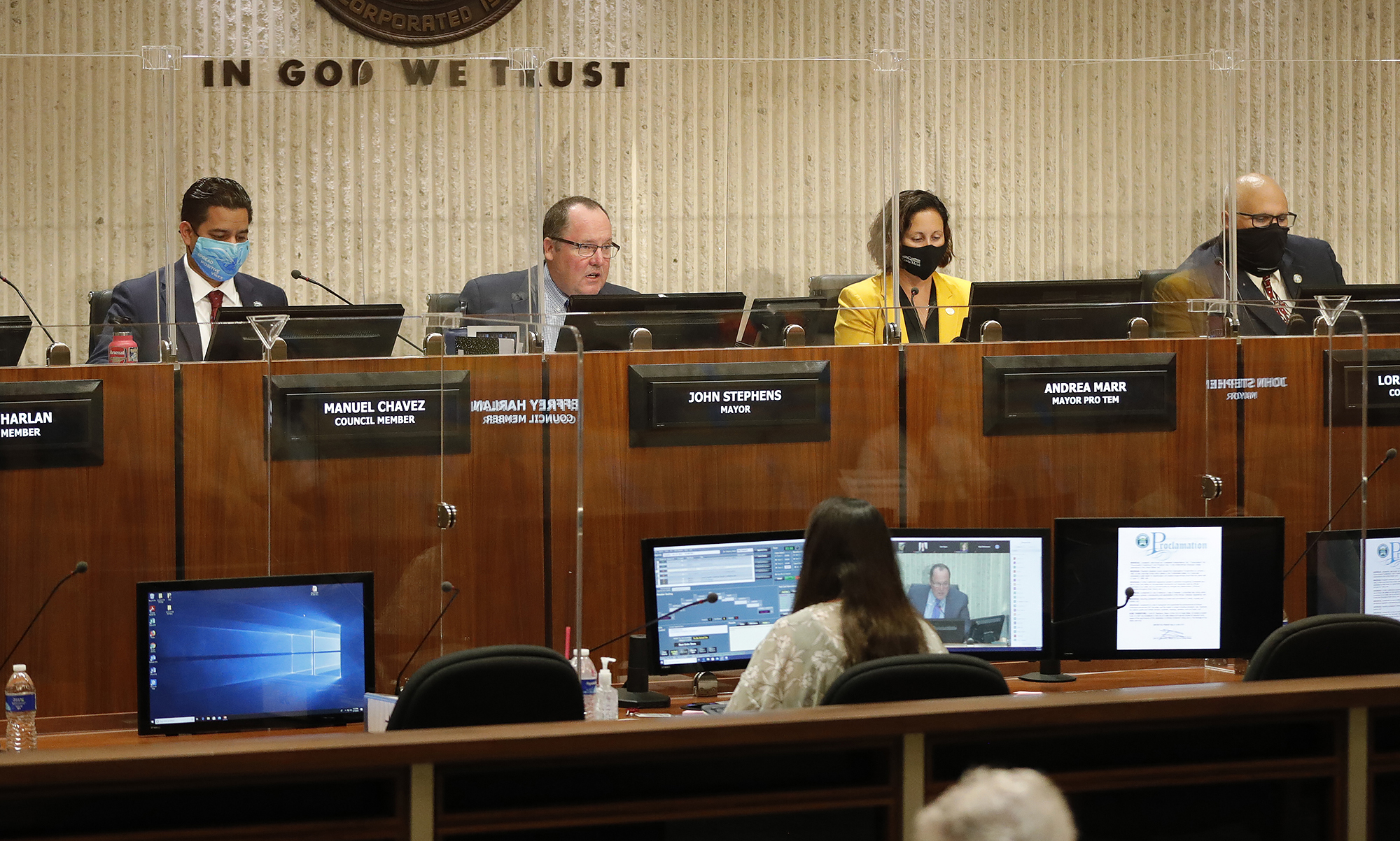 Costa Mesa City Council returns to in-person meetings, approves 1,057-unit One Metro West - Vimarsana News