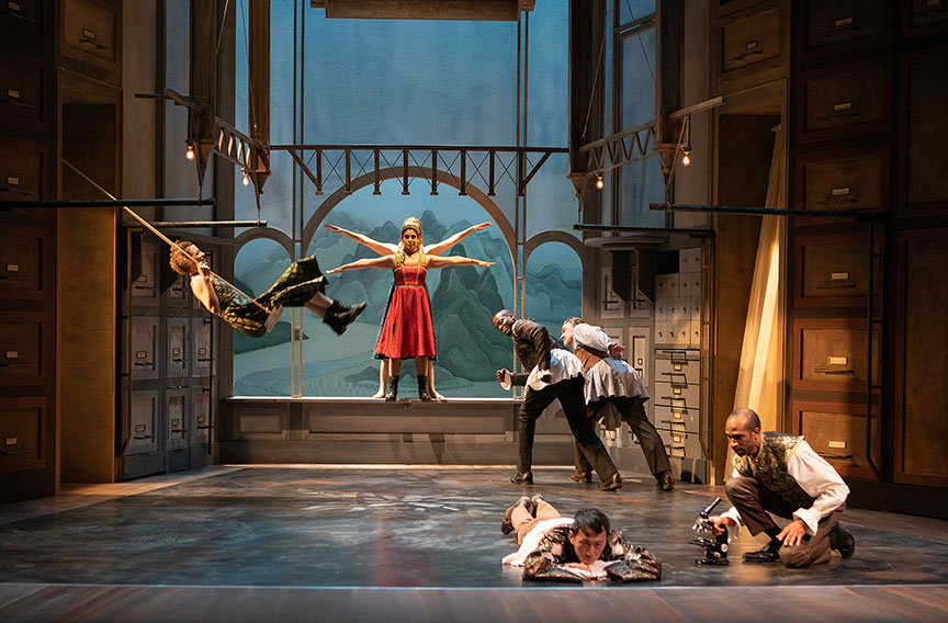 Review: 'The Notebooks of Leonardo Da Vinci' is more acrobatic than exciting - Vimarsana News