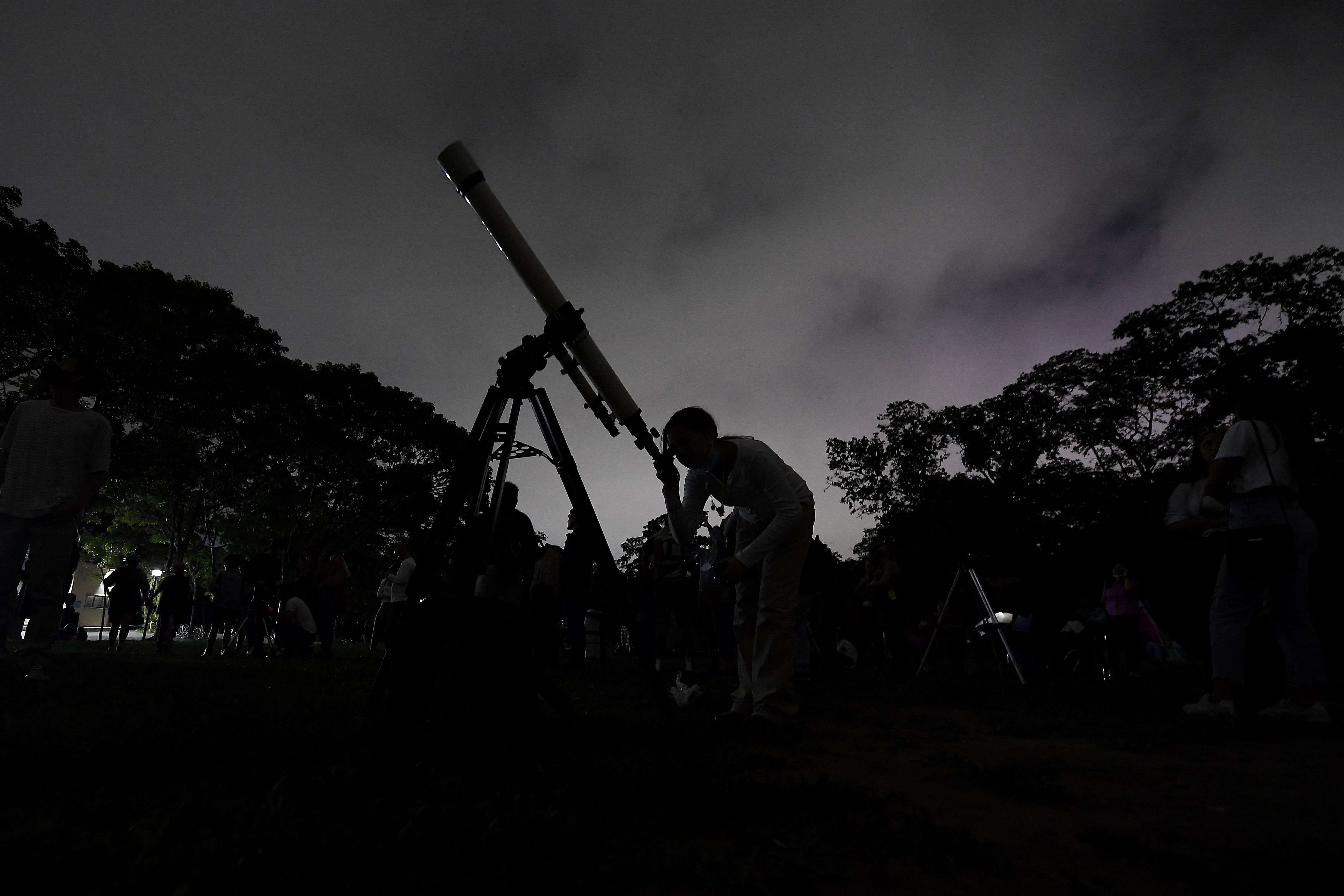 Heads up: Five planets set to line up in night sky this week - Vimarsana News