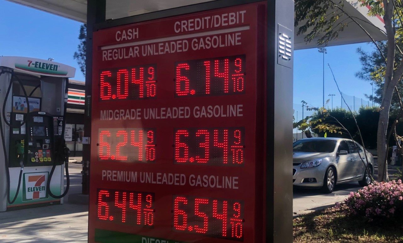 Recession fears are rising. What does this mean for Californians? - Vimarsana News