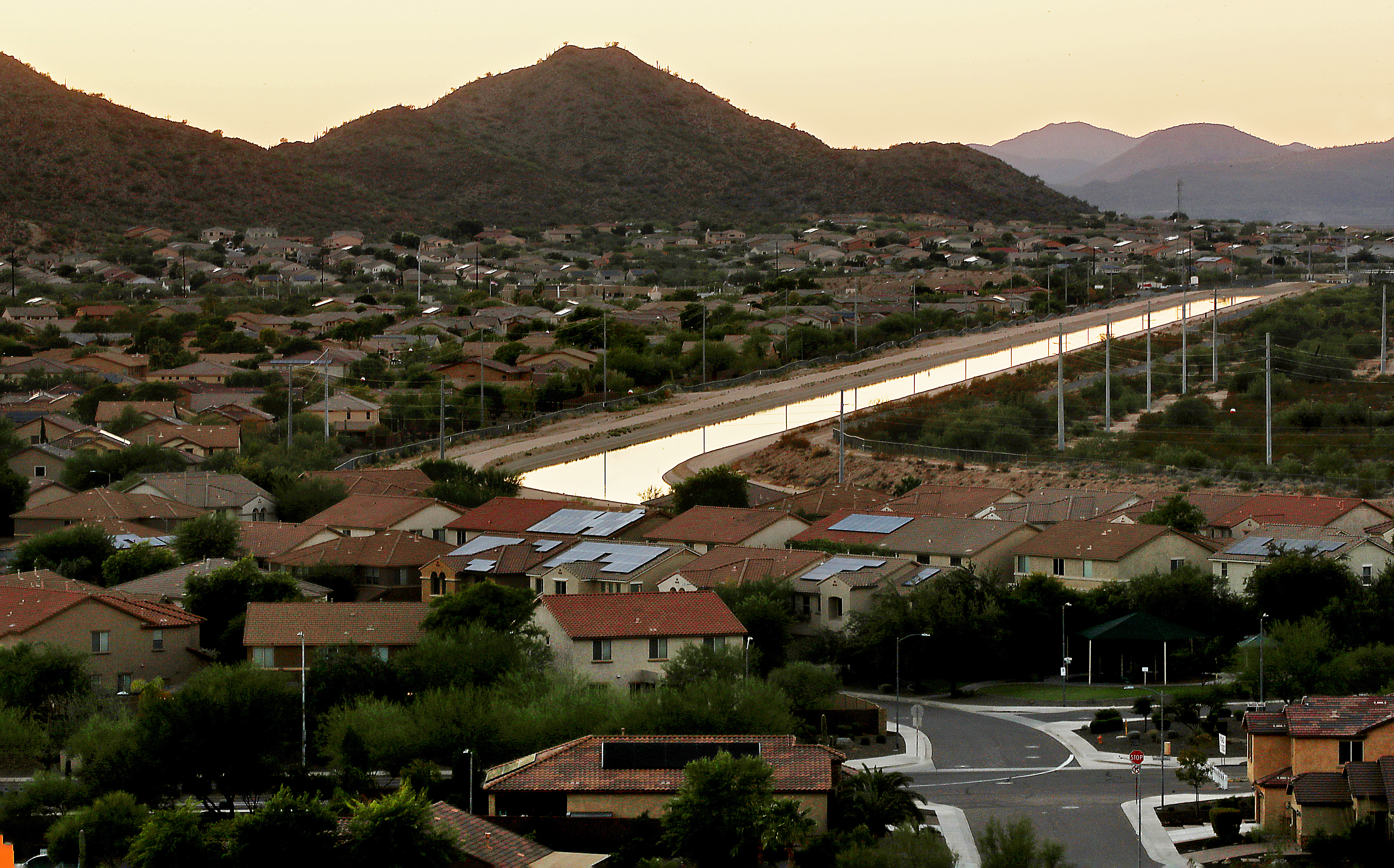 California housing crisis spreads, may sway neighboring states' voters - Vimarsana News