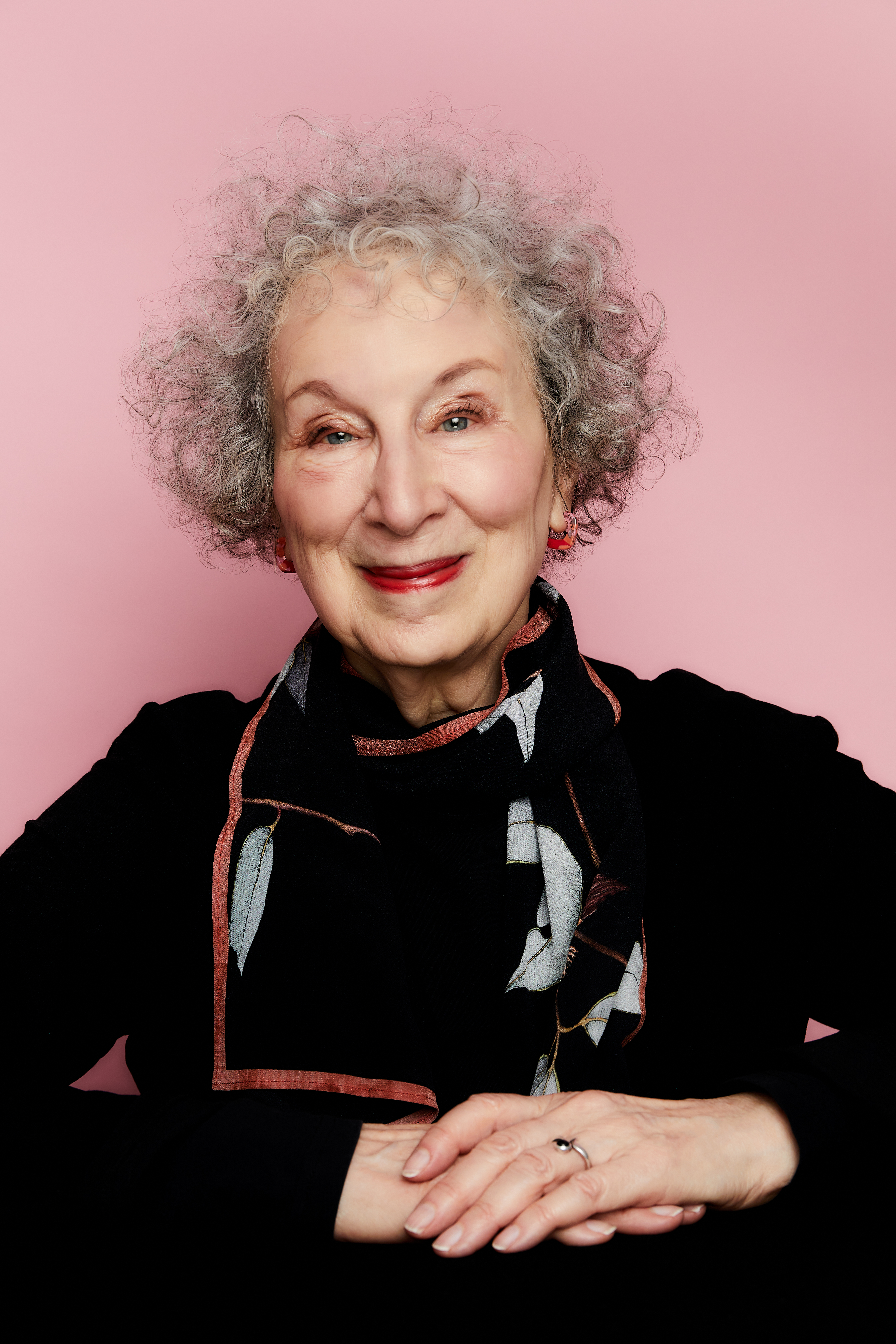 Margaret Atwood talks of nonfiction book 'Burning Questions' - Vimarsana News