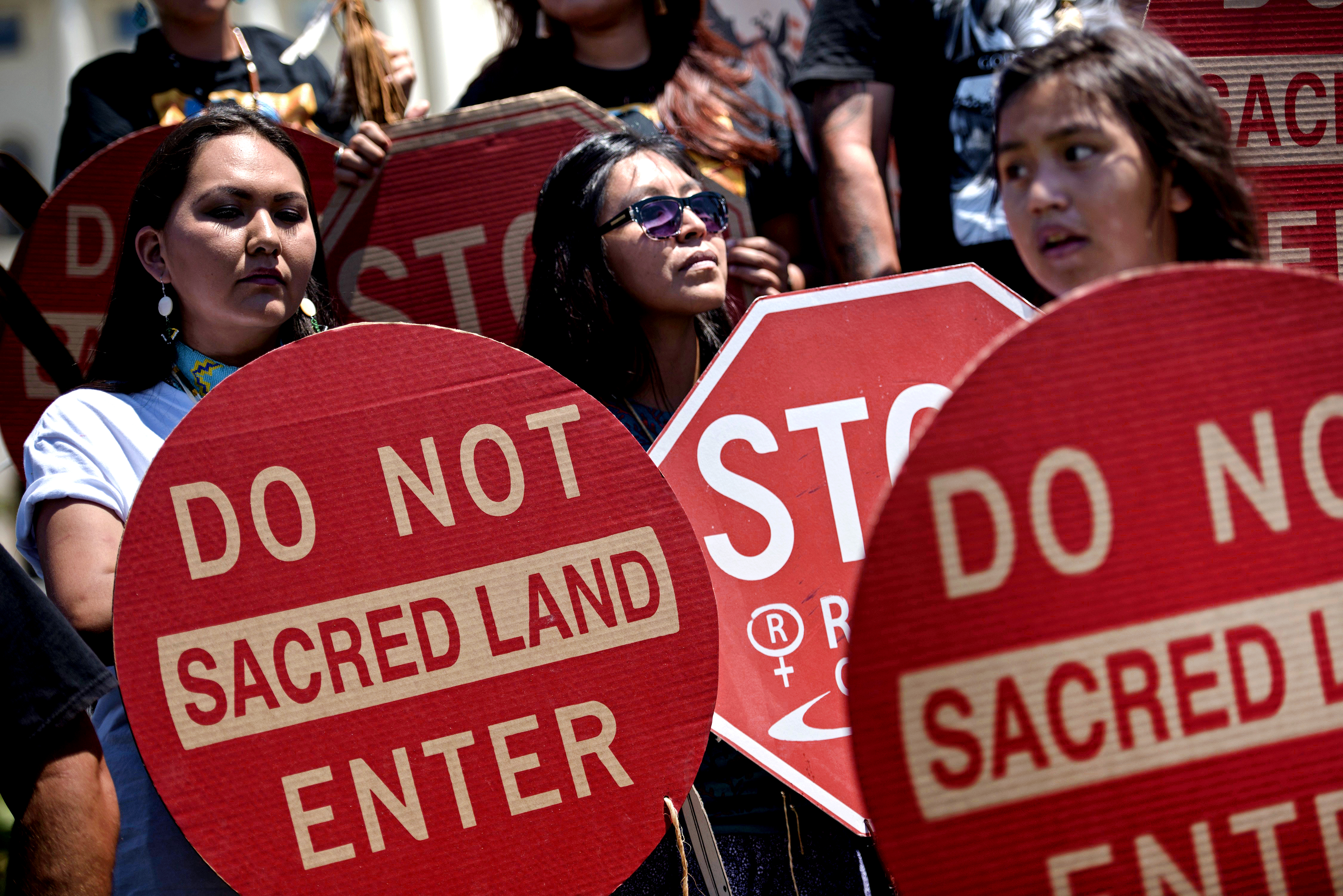 Op-Ed: Who will stop the cultural atrocity at Oak Flat? - Vimarsana News