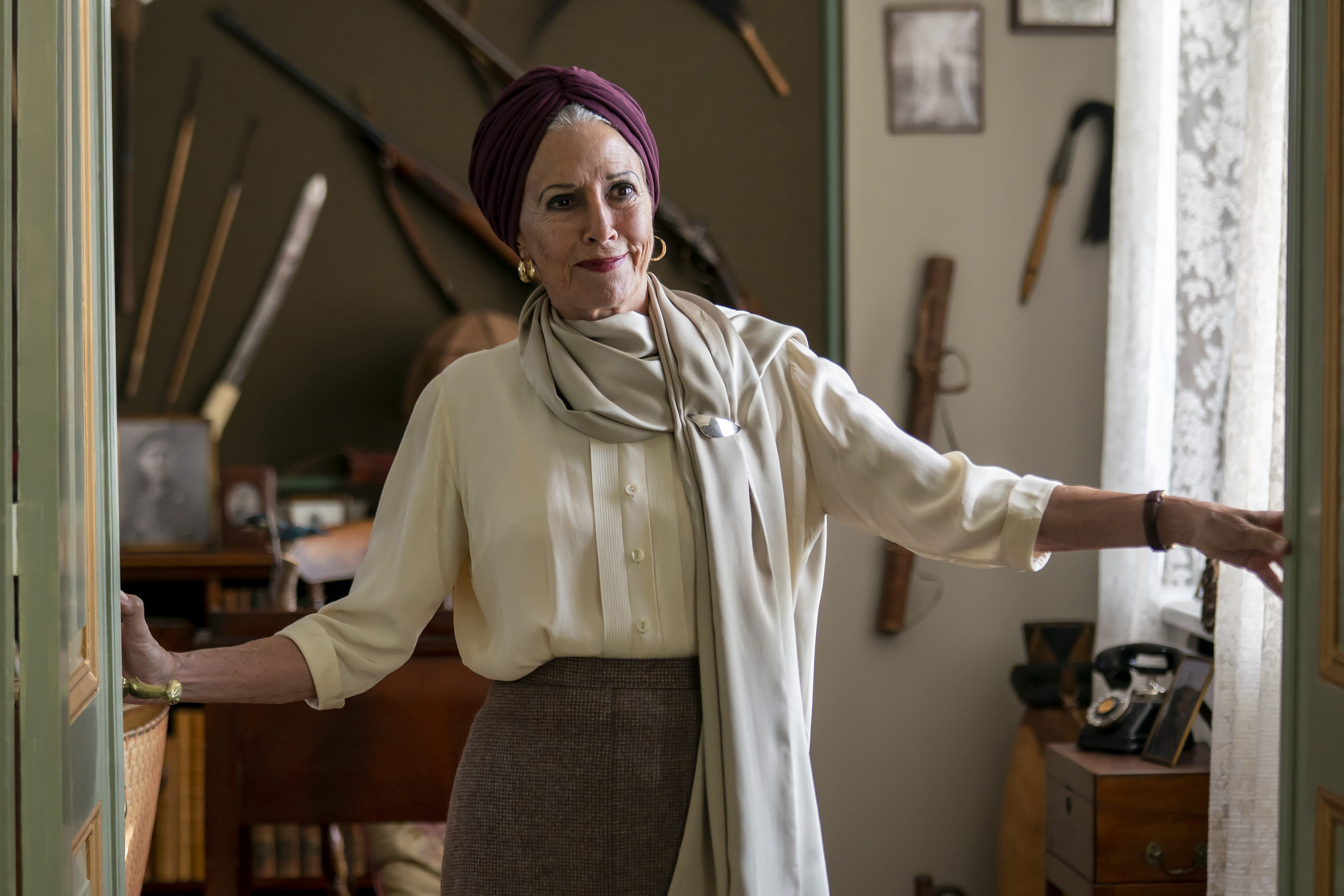 Review: Karen Blixen manipulates in Bille August's 'The Pact' - Vimarsana News