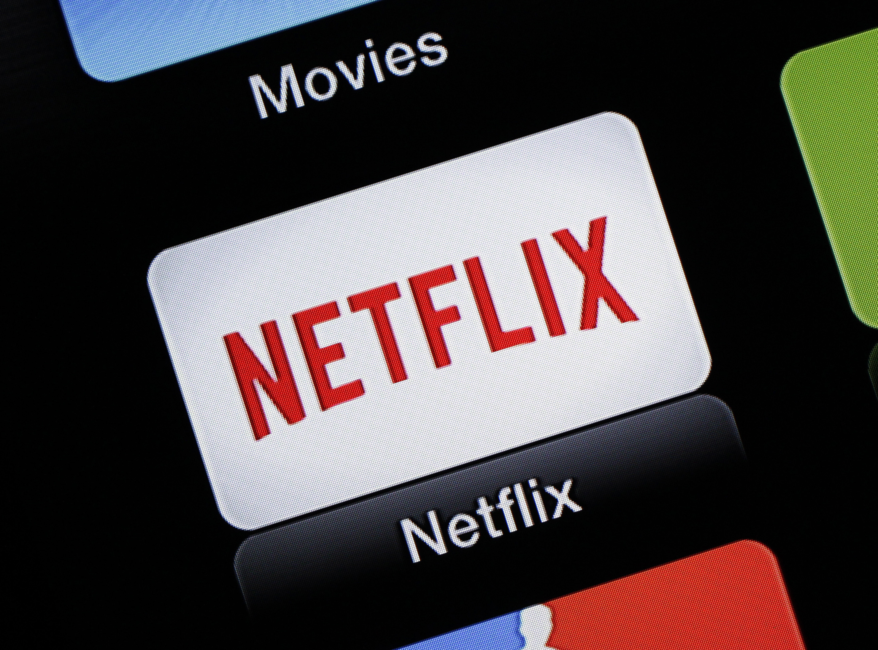 Trans Netflix employee resigns over Chappelle controversy - Vimarsana News