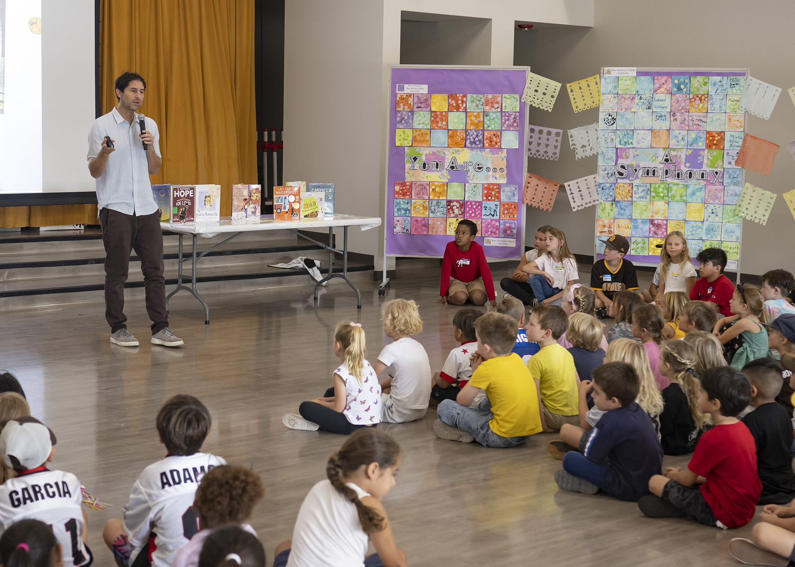 Solana Vista School hosts Newbery Medal-winning children's author Matt de la Peña - Vimarsana News