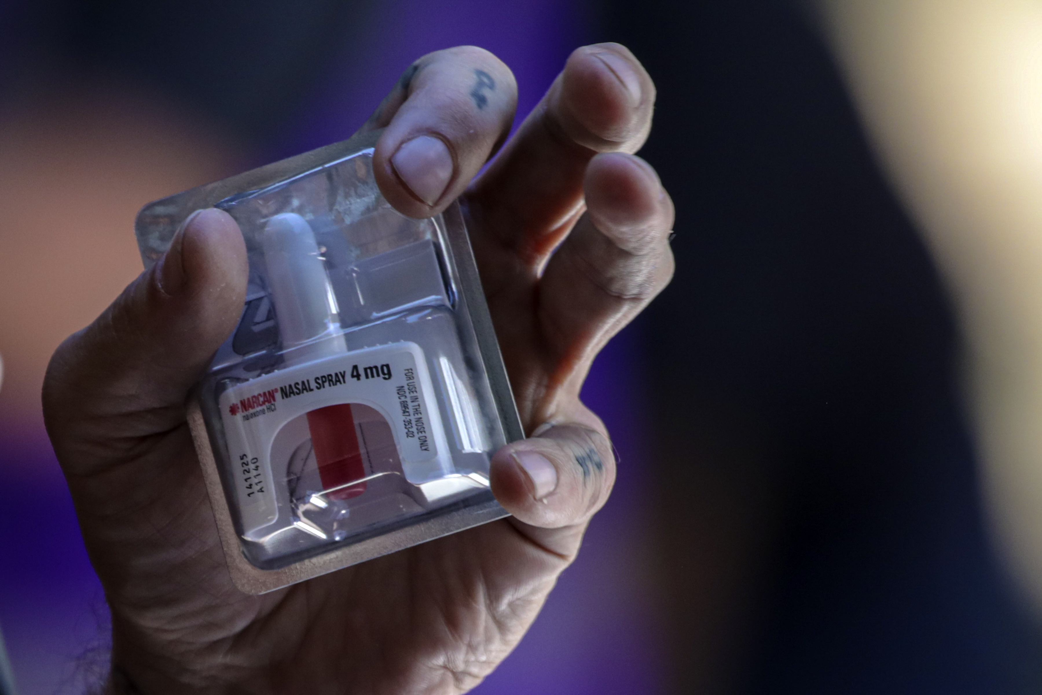 California programs wait weeks to receive free Narcan - Vimarsana News