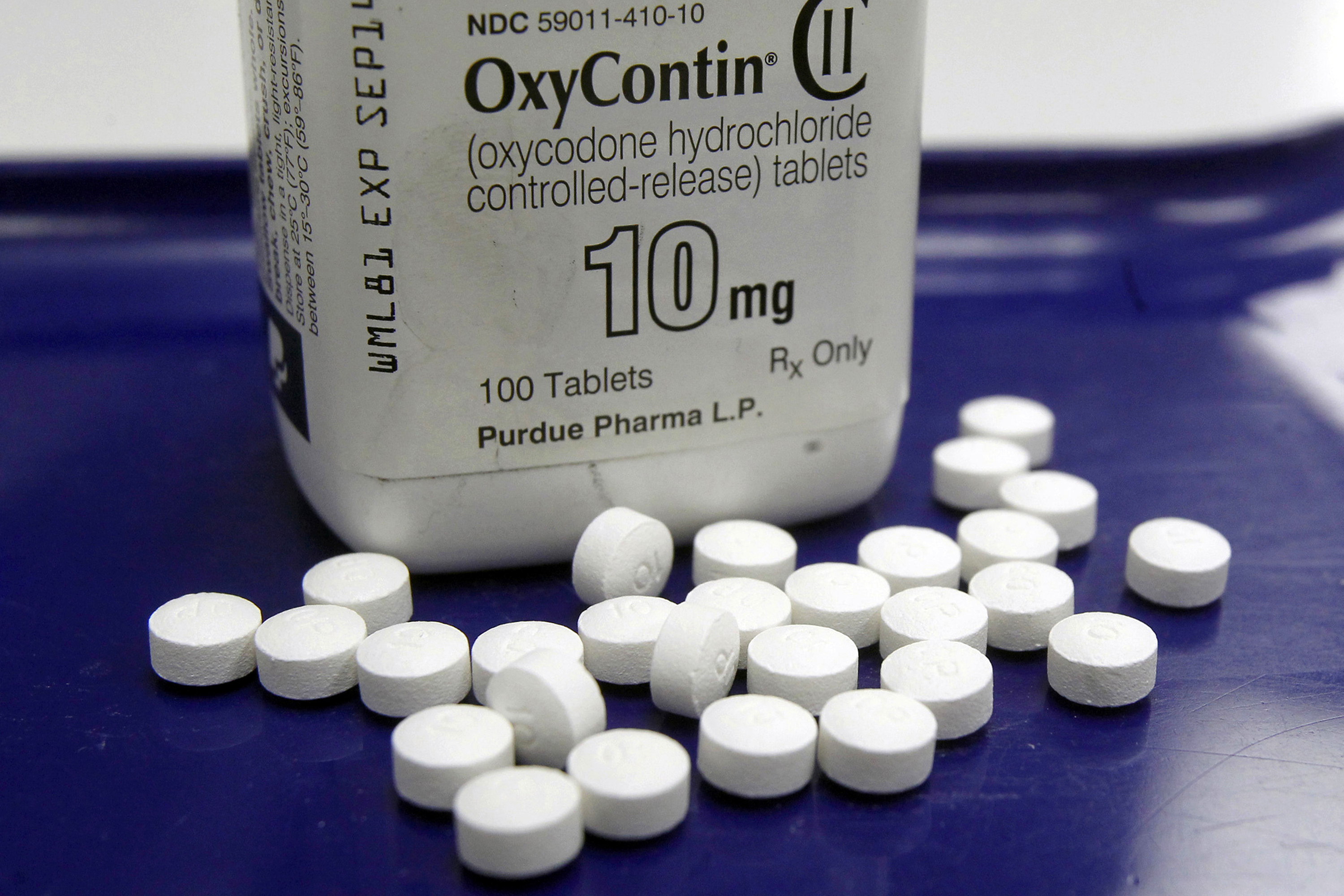 J&J and three drug distributors unveil $26-billion opioid deal with states - Vimarsana News