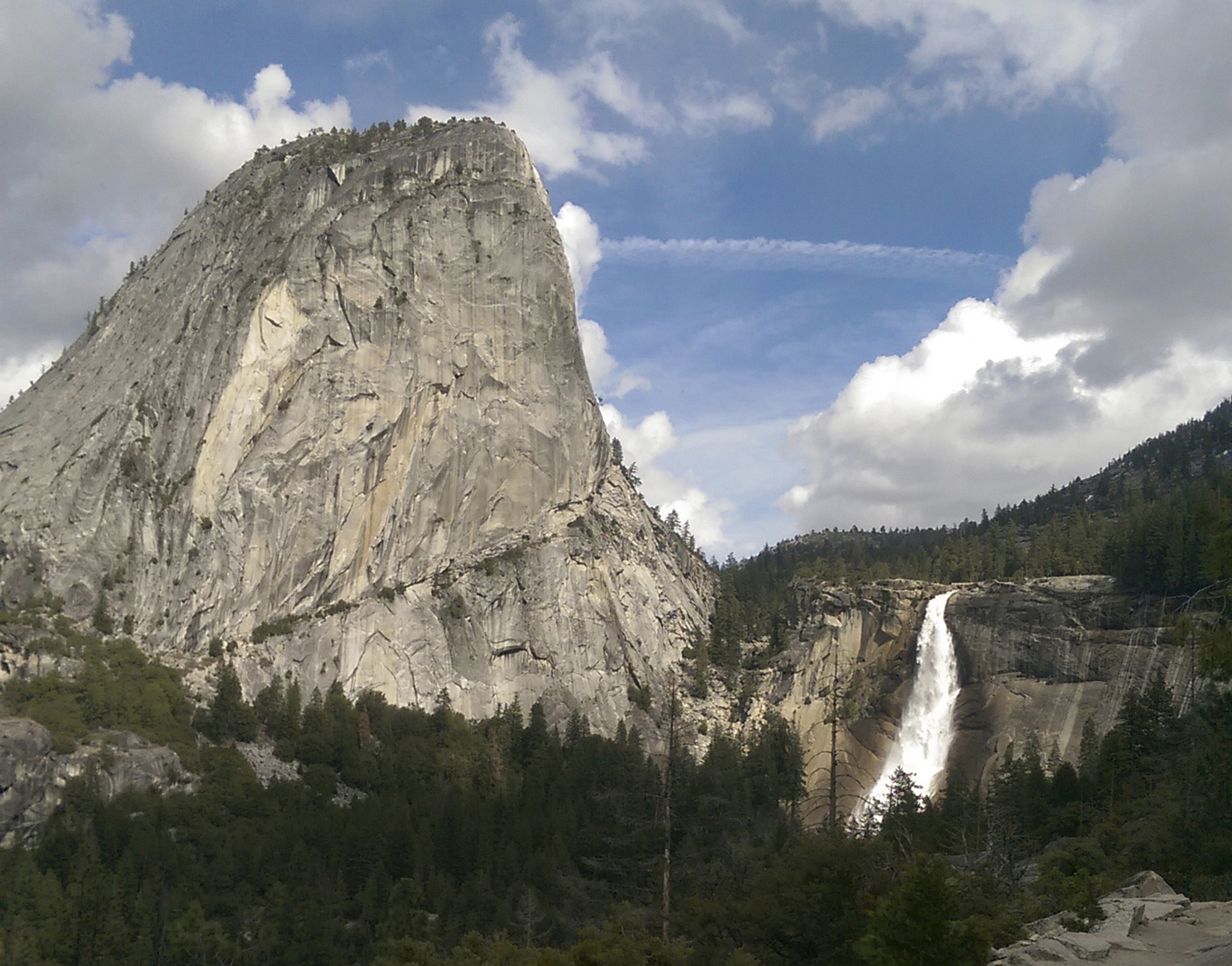 New Postal Service stamp to celebrate Yosemite's famous waterfall - Vimarsana News