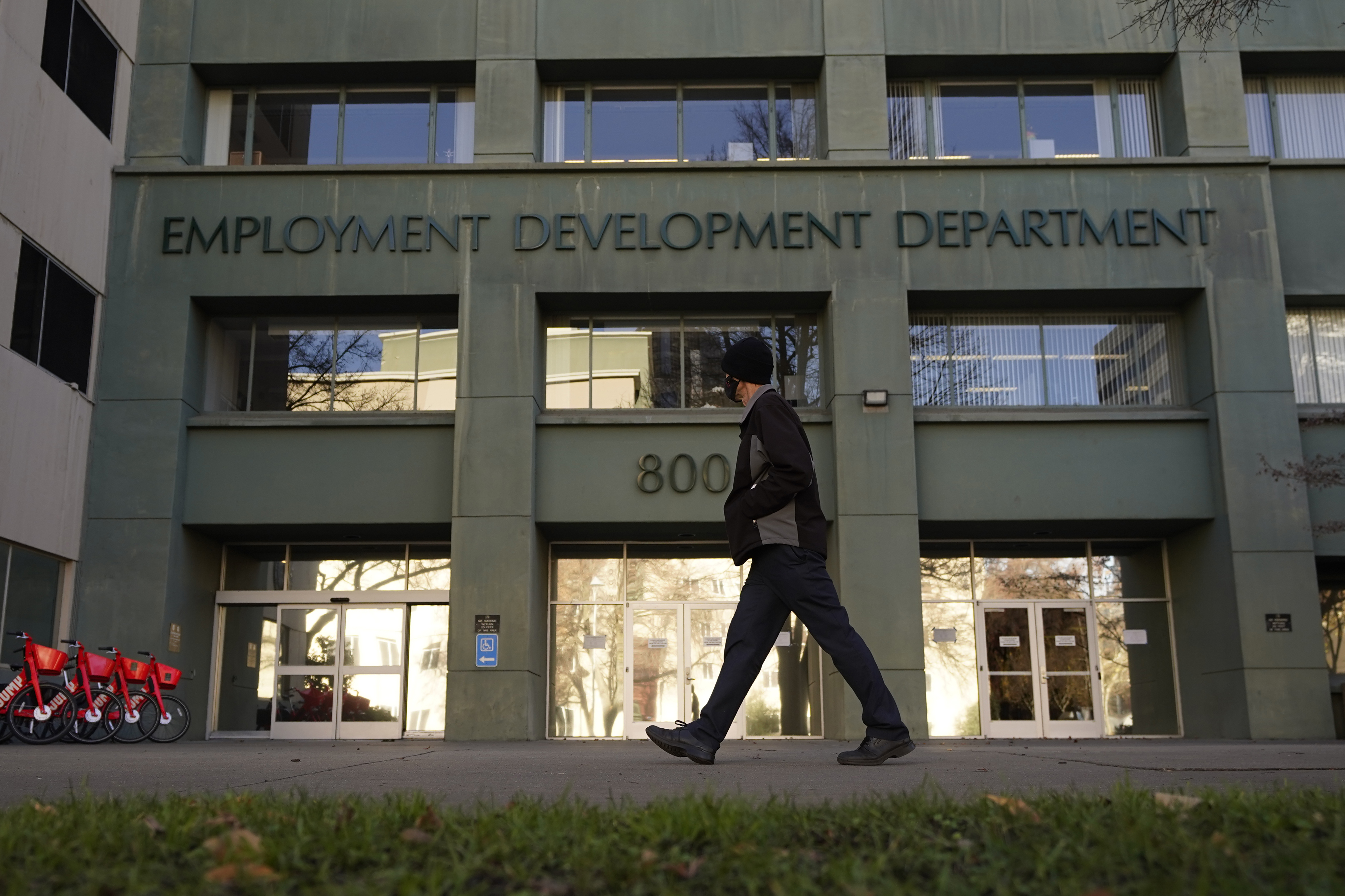 Today's Headlines: An unemployed worker's nightmare - Vimarsana News