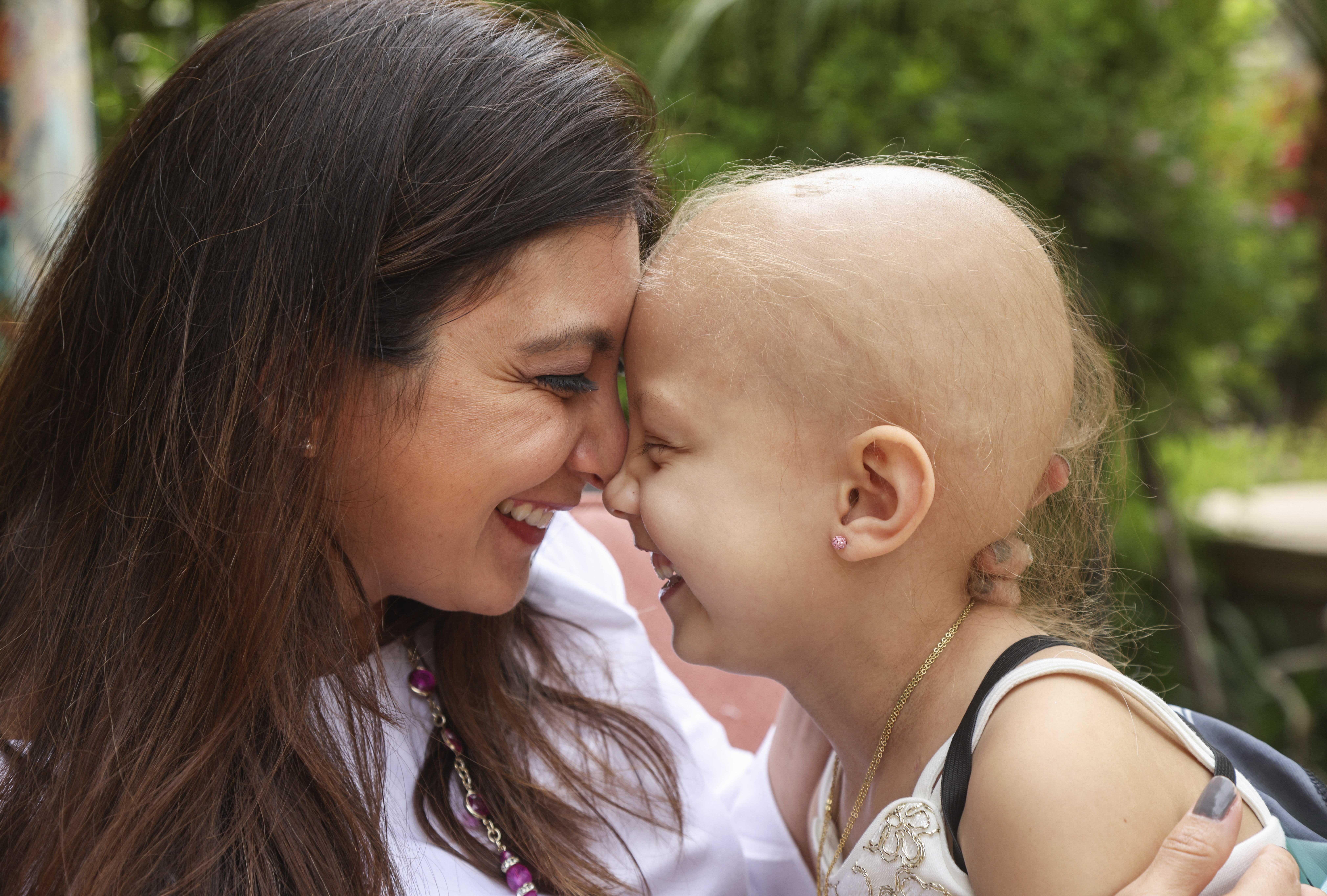 Column: Why a San Diego mother is blogging about her daughter's cancer journey - Vimarsana News