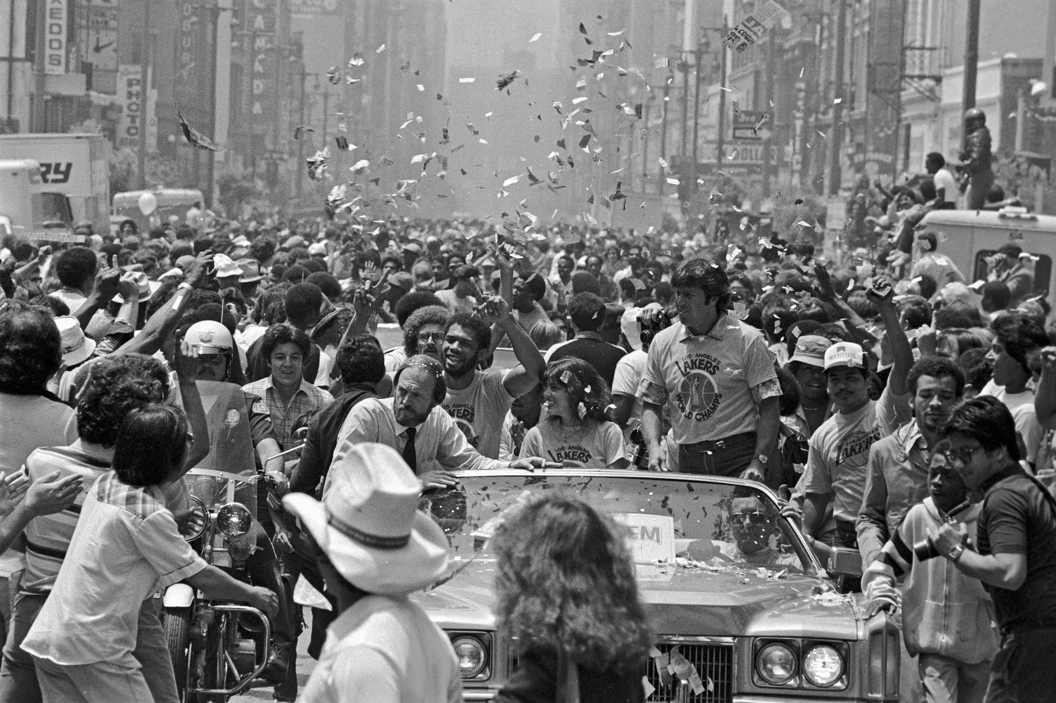 As Rams fans celebrate, an L.A. history of sports parades - Vimarsana News