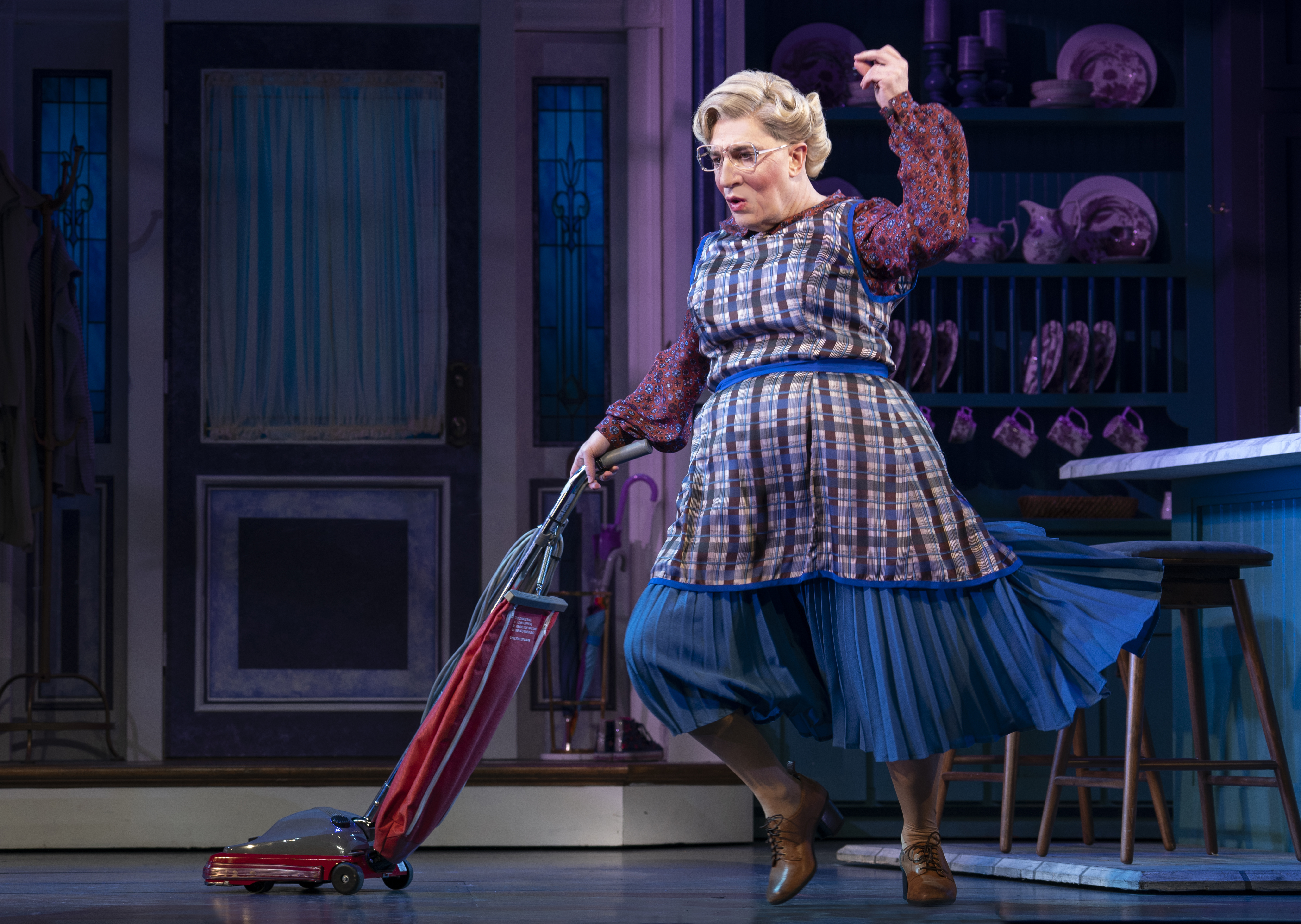 Broadway San Diego season reveal: 'Mrs. Doubtfire,' the Michael Jackson musical 'MJ,' 'Les Miz' and more - Vimarsana News