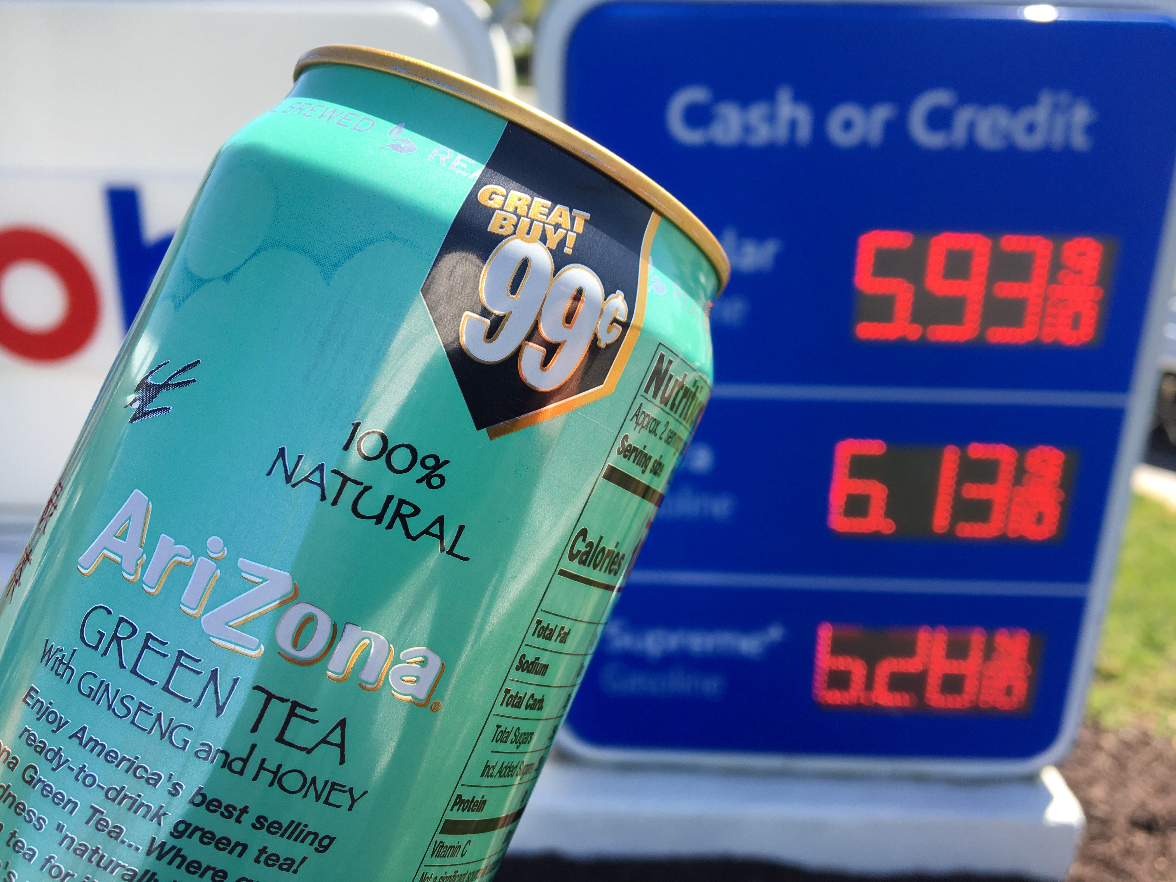 How is AriZona Iced Tea still 99 cents as inflation soars? - Vimarsana News