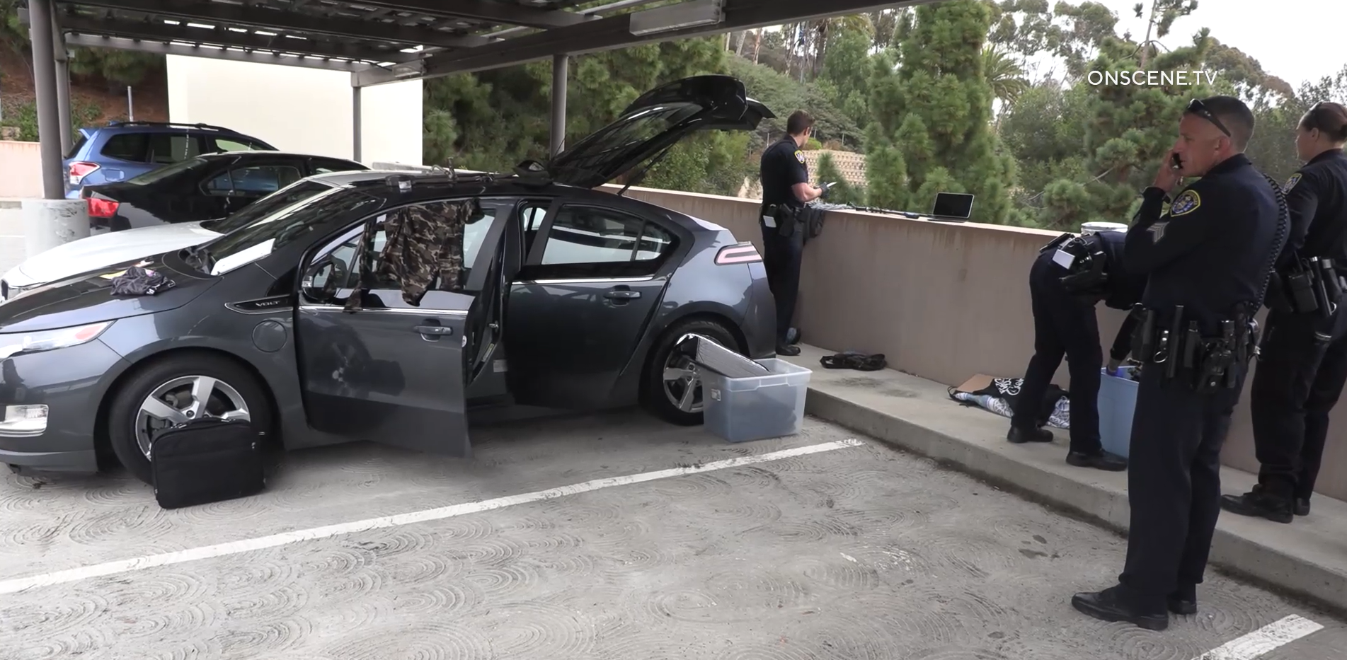 Man holed up in stolen car arrested after SWAT responds to USD parking structure - Vimarsana News