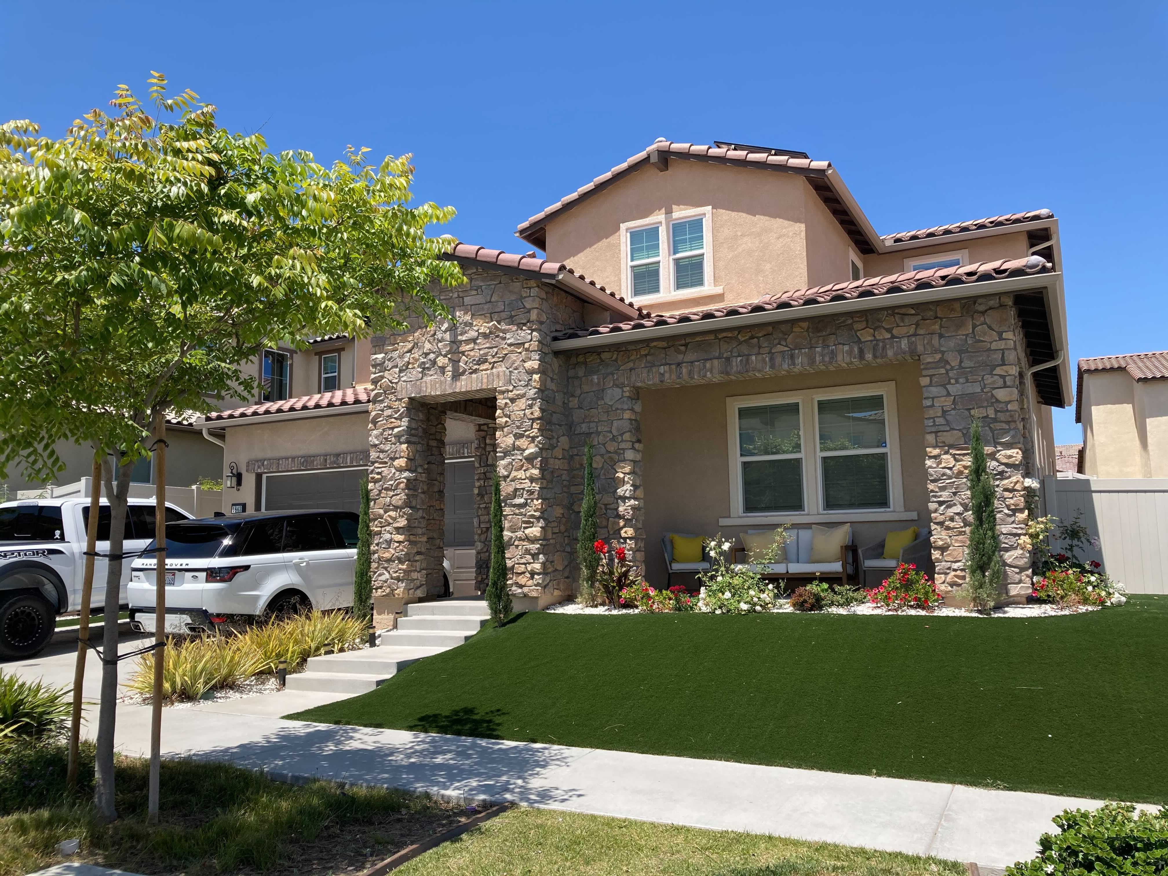 San Diego's home price hits a record $700K. Will prices ever stop rising? - Vimarsana News