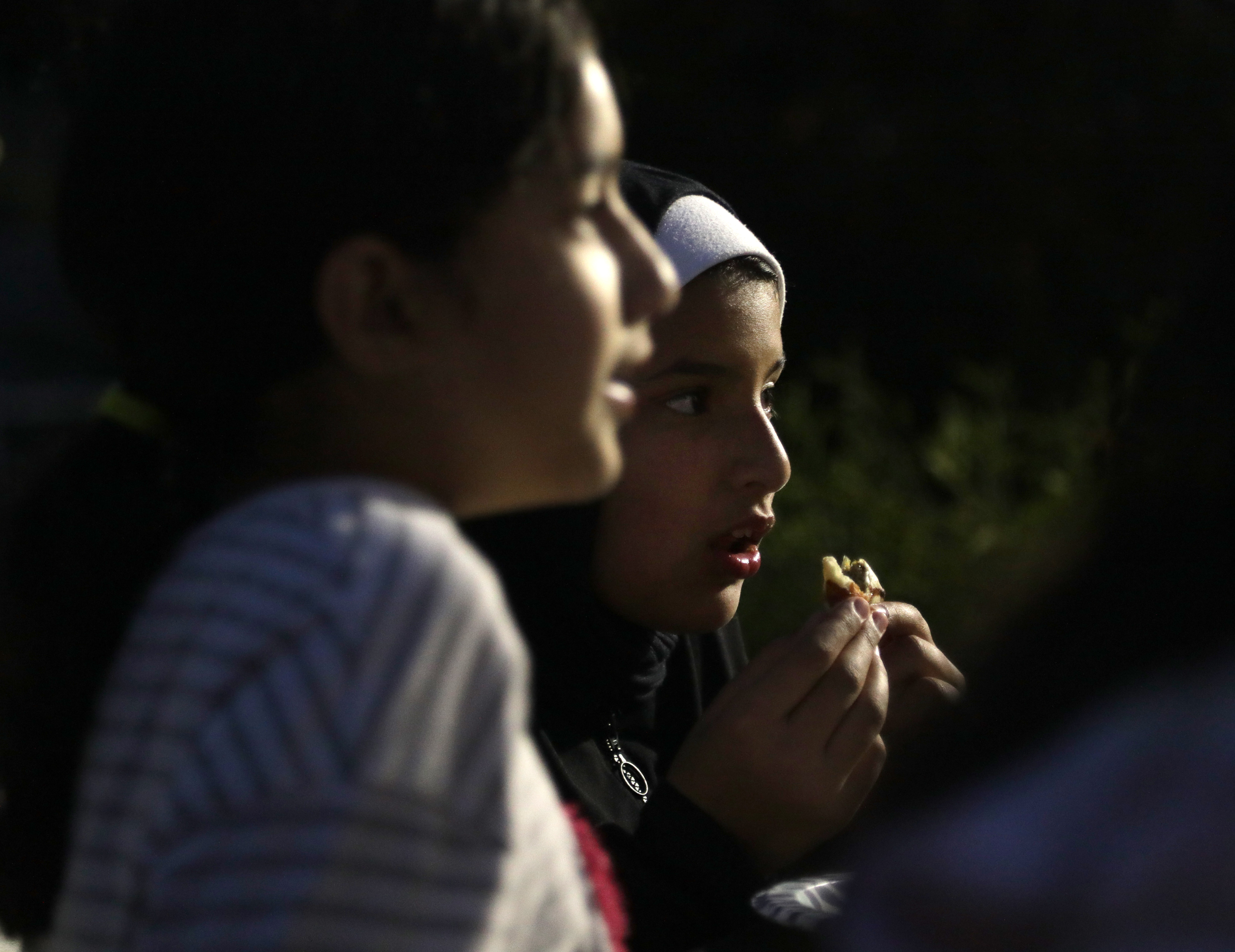 Kids are balancing fasting and school during Ramadan. How to support them - Vimarsana News