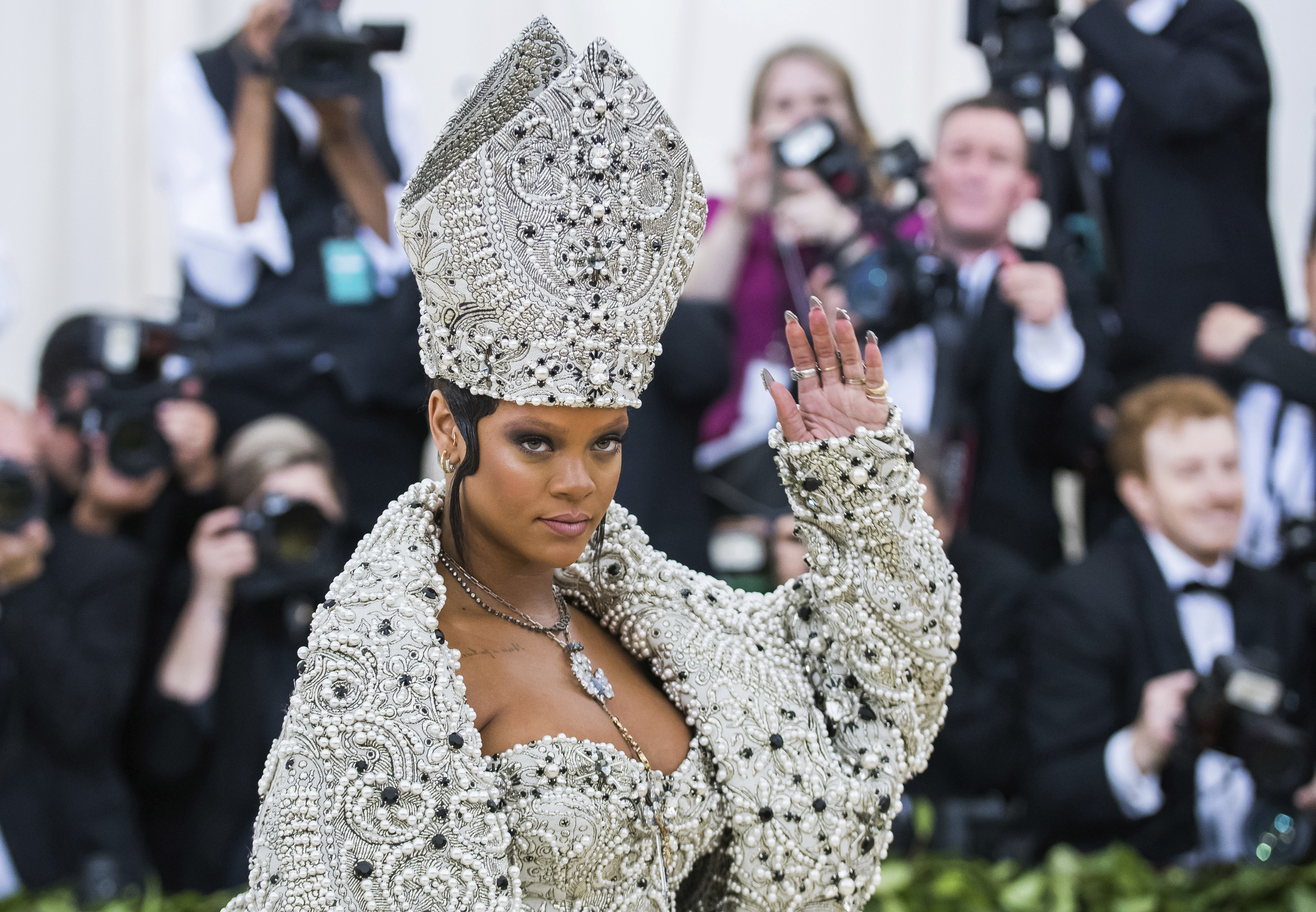 Rihanna's Super Bowl performance inspires new wax figure - Vimarsana News
