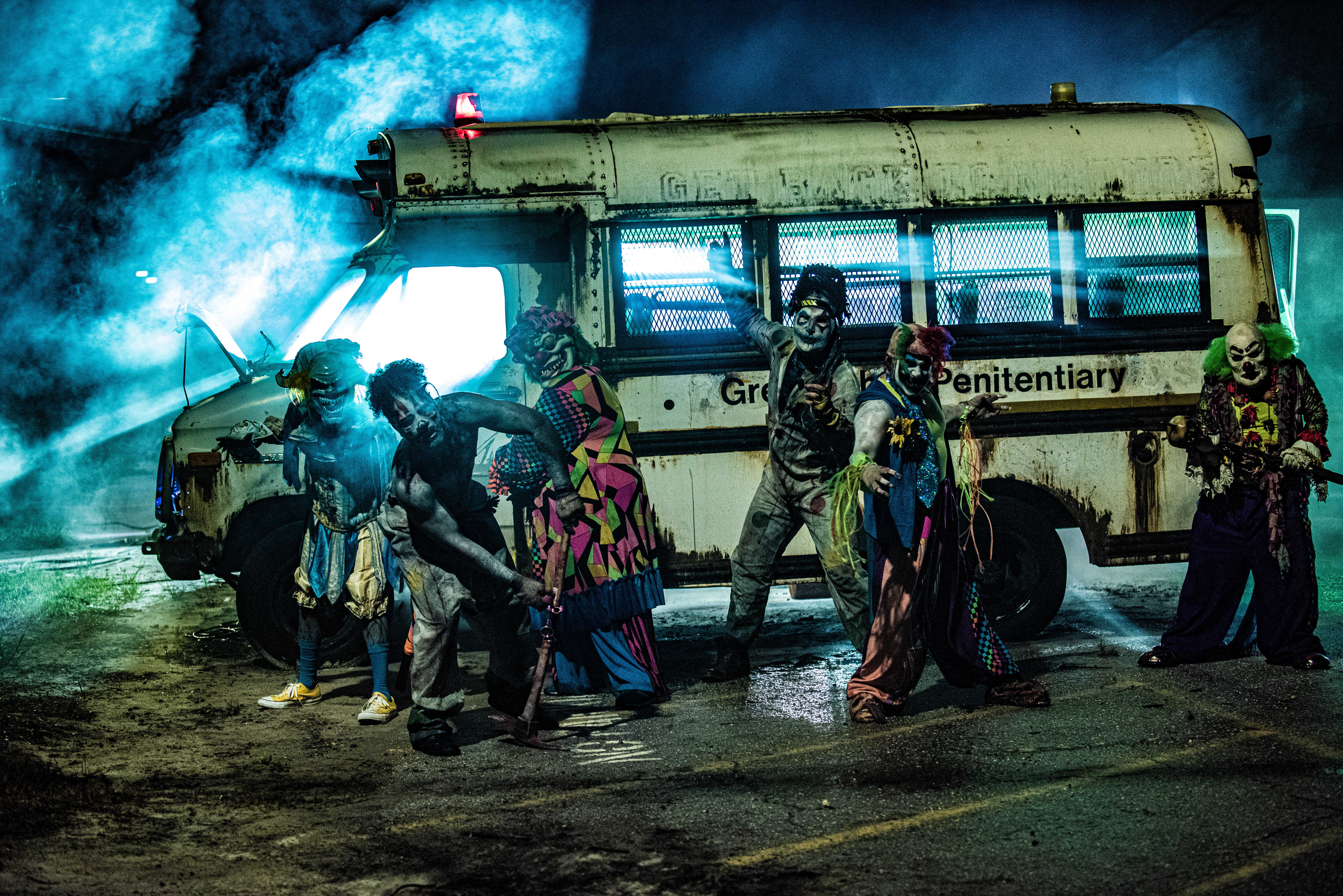 SeaWorld's Howl-O-Scream to debut haunting 'Darkness Falls' show, new interactive scares - Vimarsana News