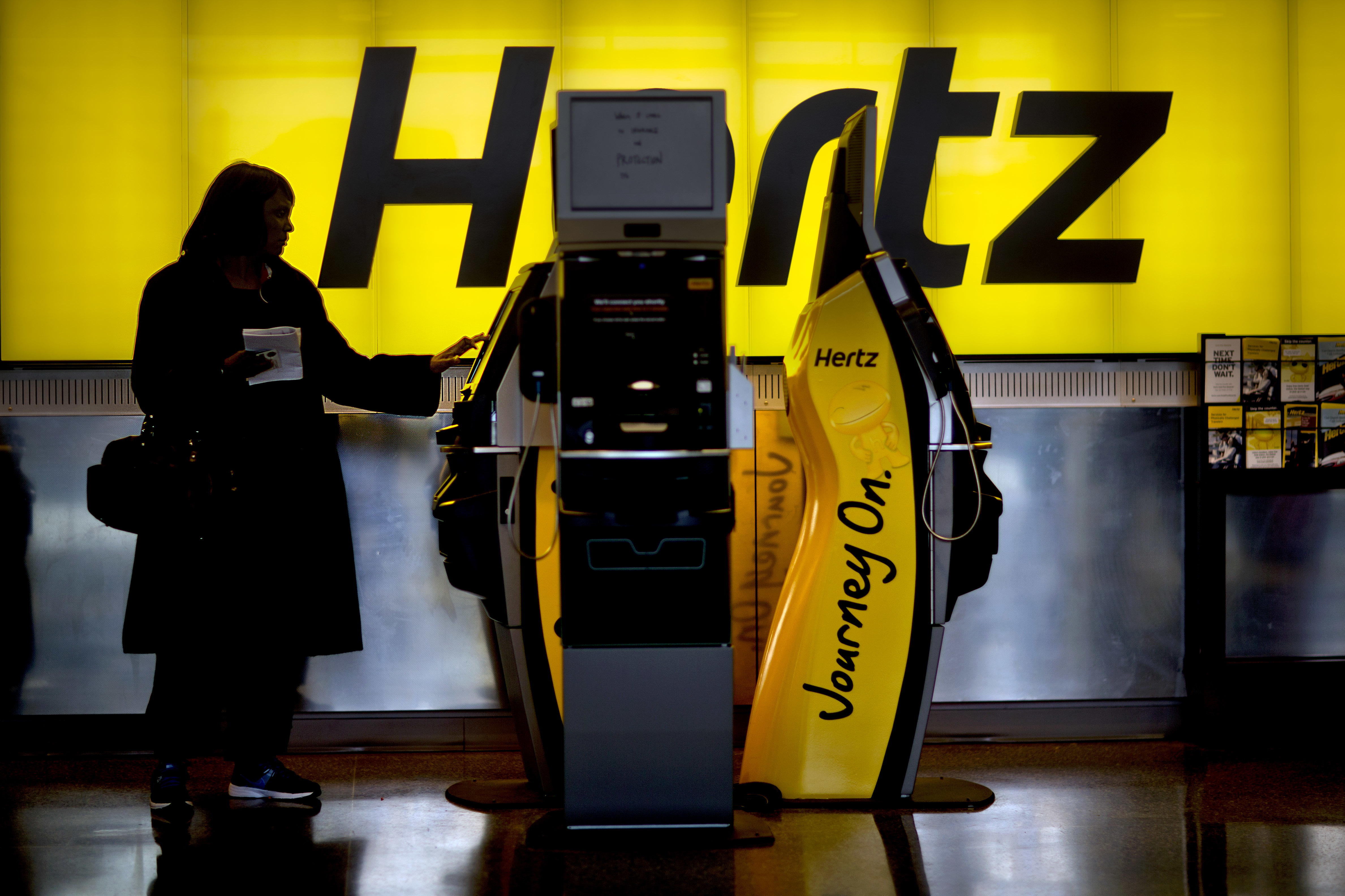 He returned the car on time. Hertz still charged a late fee - Vimarsana News