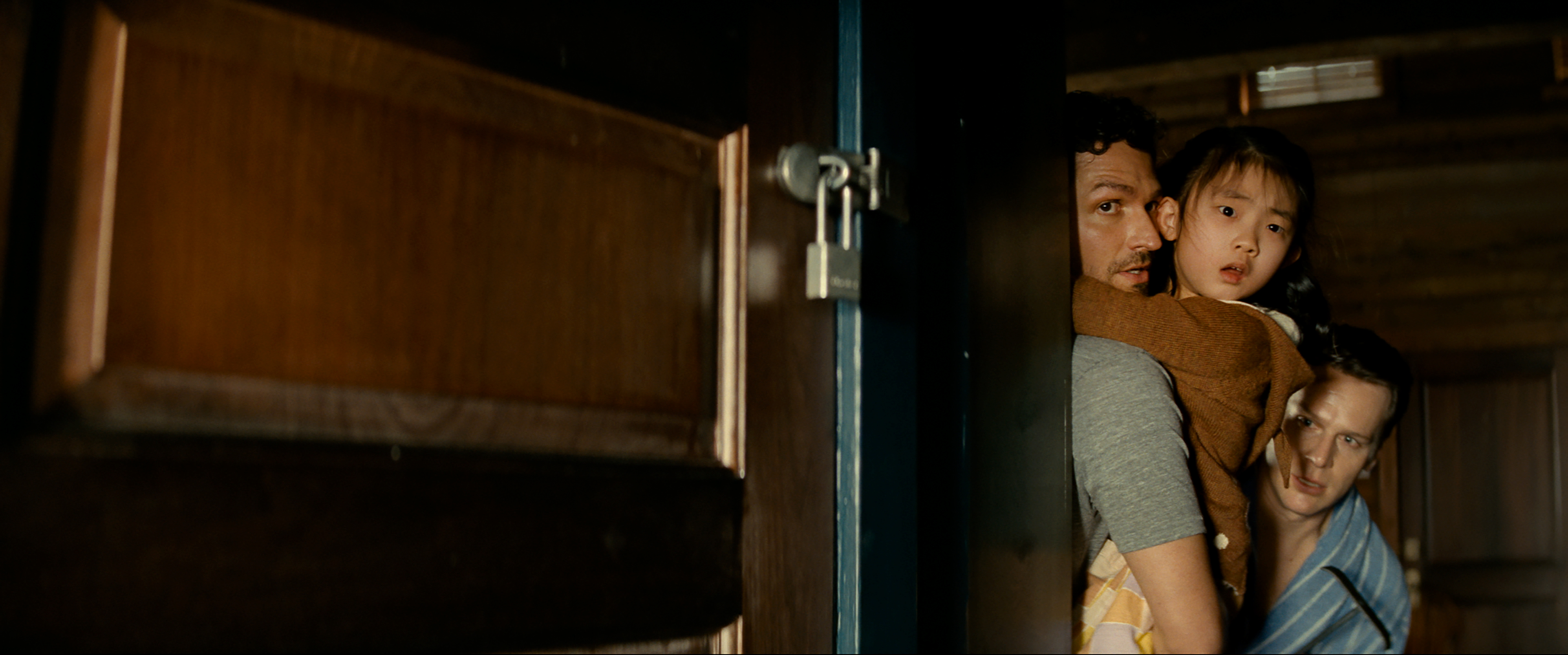'Knock at the Cabin' review: Shyamalan's latest mixed bag - Vimarsana News