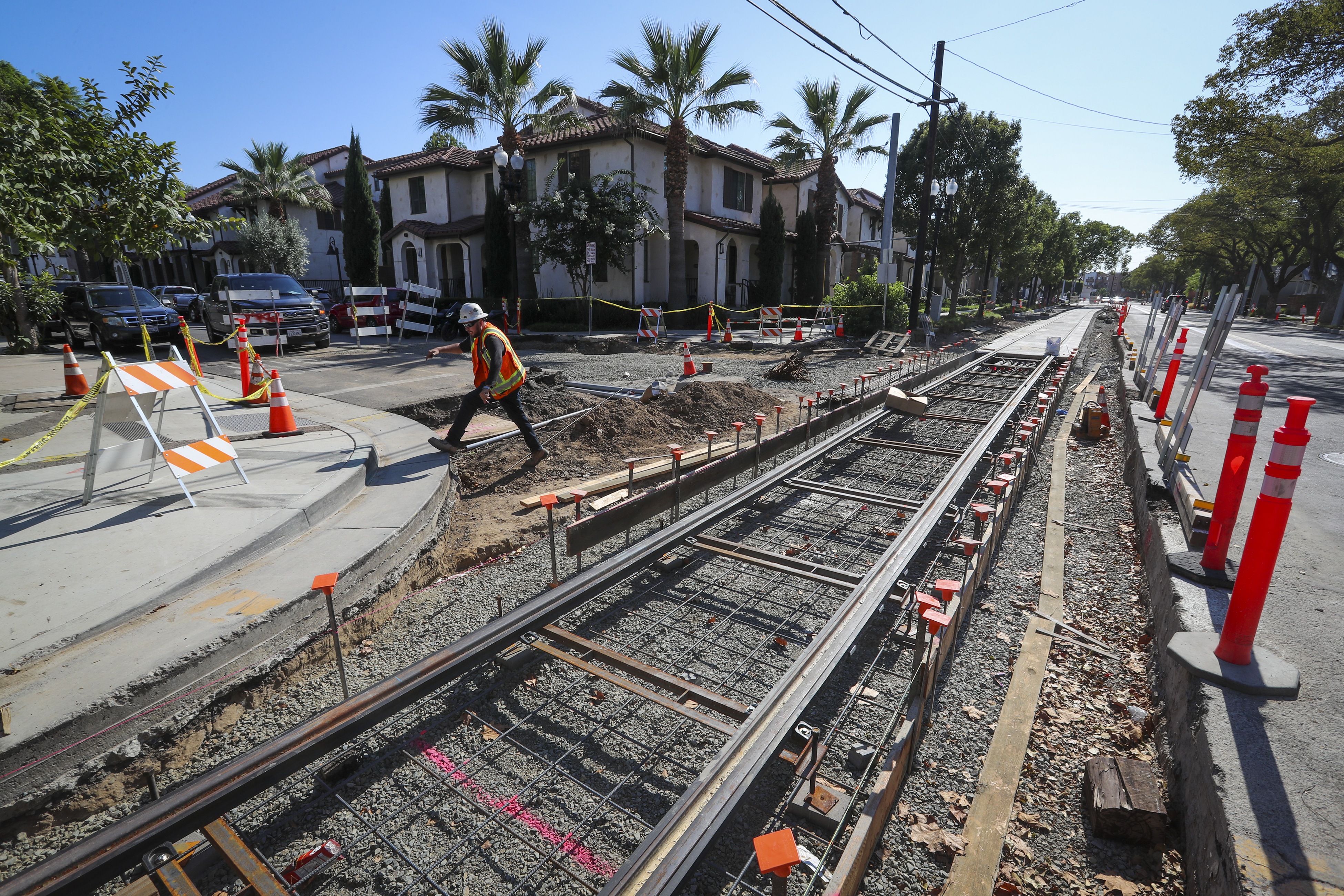 Will Santa Ana streetcar fast track gentrification? - Vimarsana News