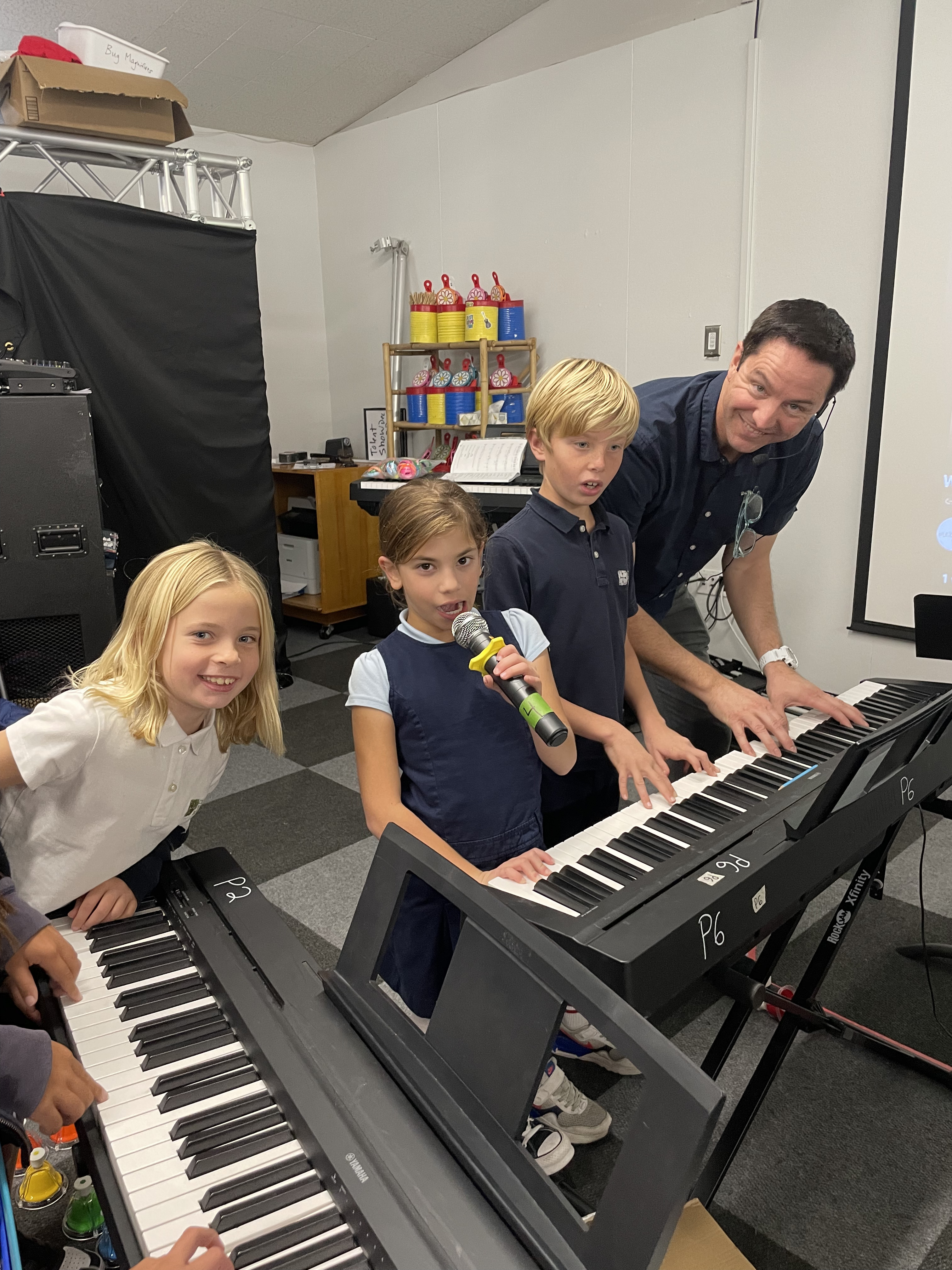 The Sight and Sound of the Arts at Del Mar Pines School - Vimarsana News