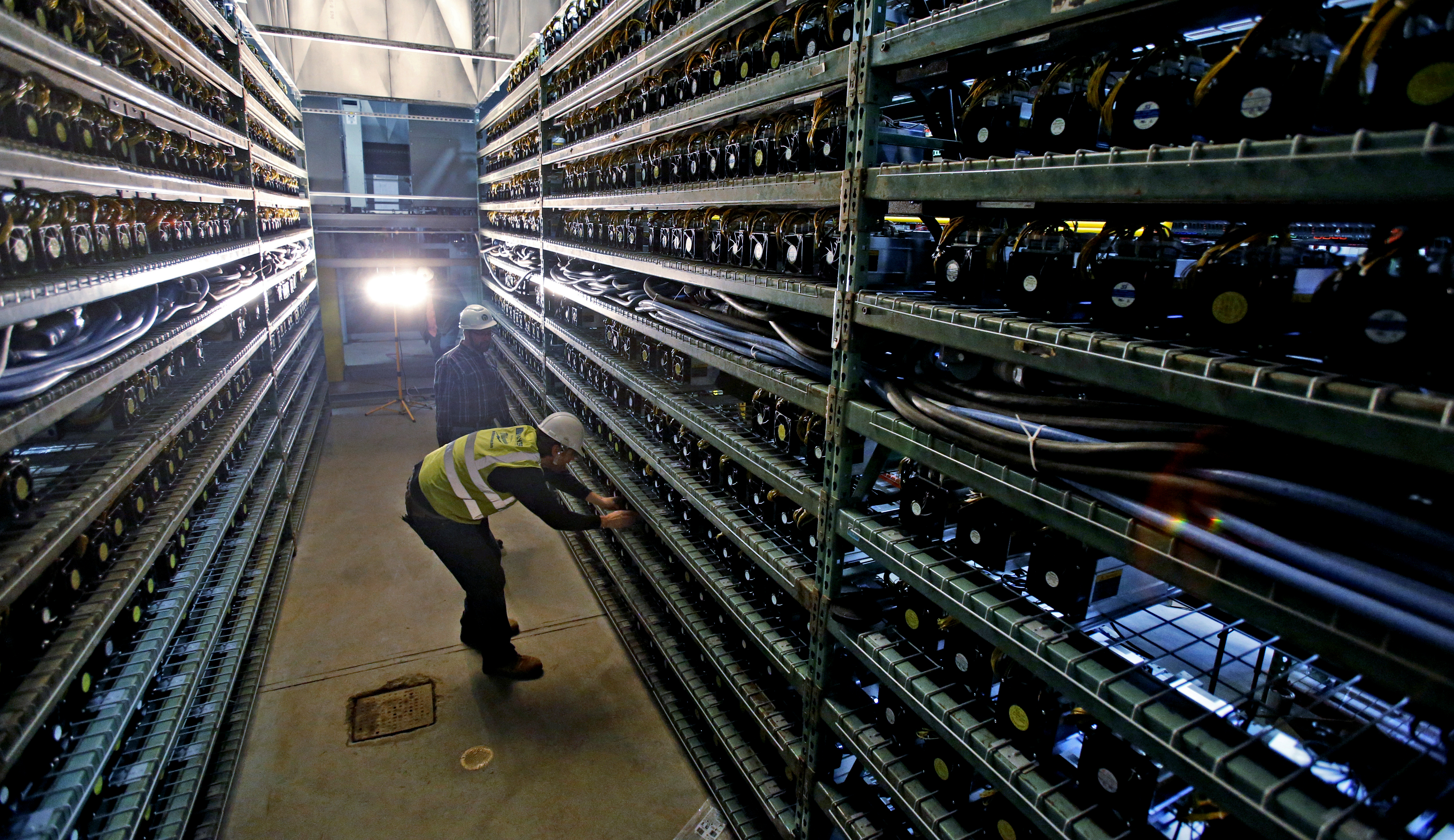 Bitcoin's wild run wins more attention from Wall Street - Vimarsana News