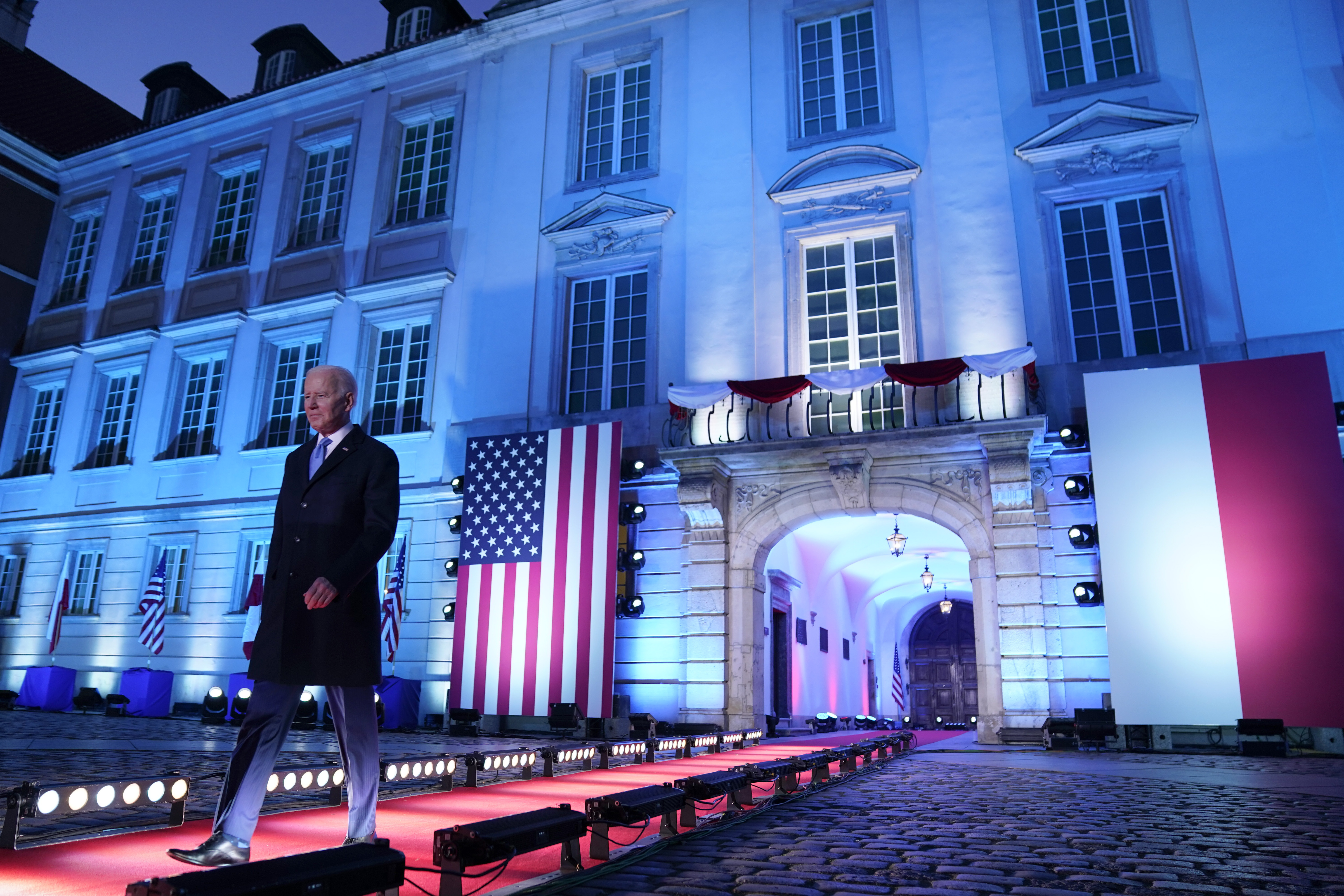 Biden ups Ukraine aid as war enters new phase. Will it be enough? - Vimarsana News