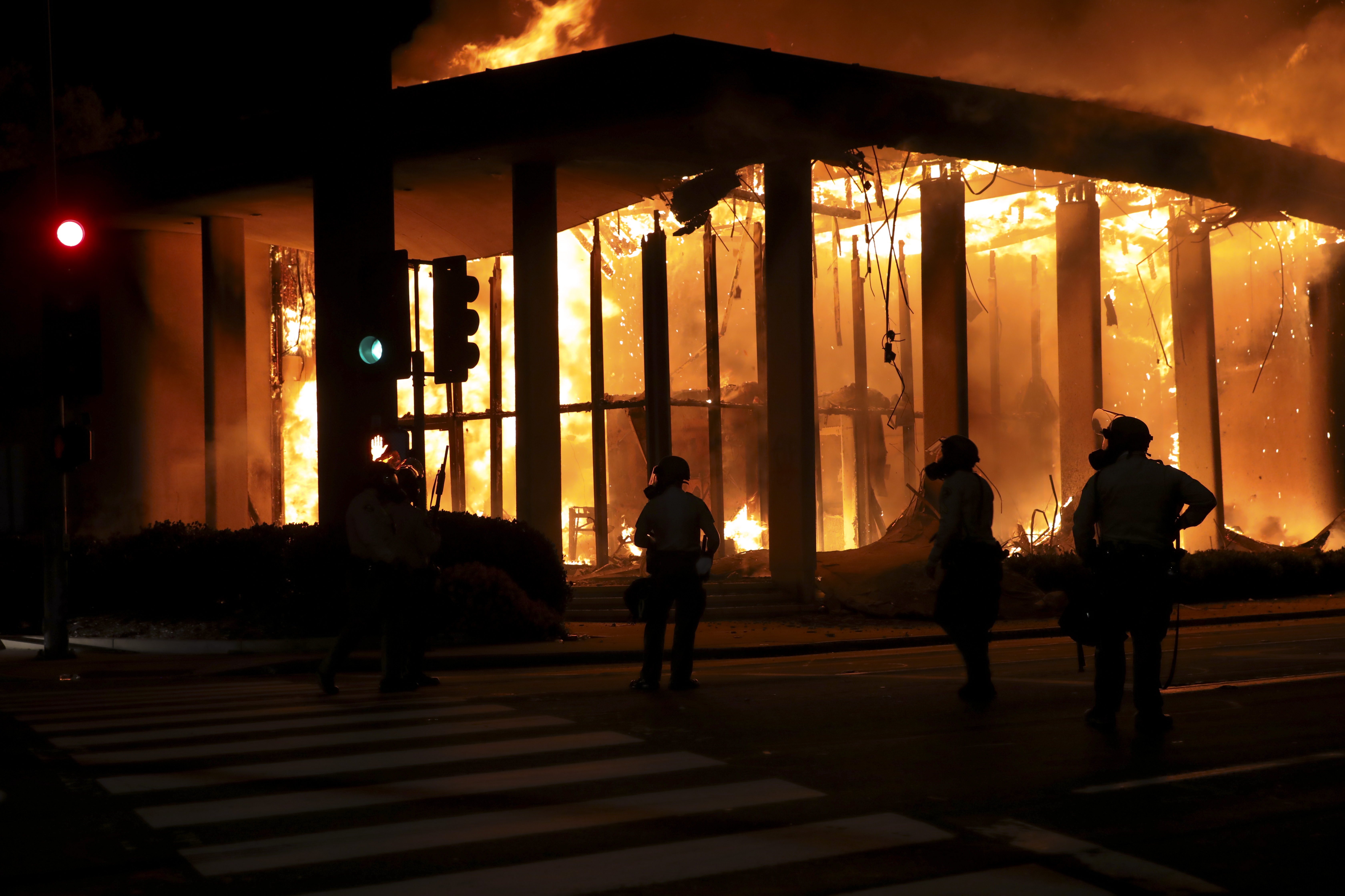 La Mesa Police Department ill-prepared to respond to May protest-turned-riot, consultants find - Vimarsana News