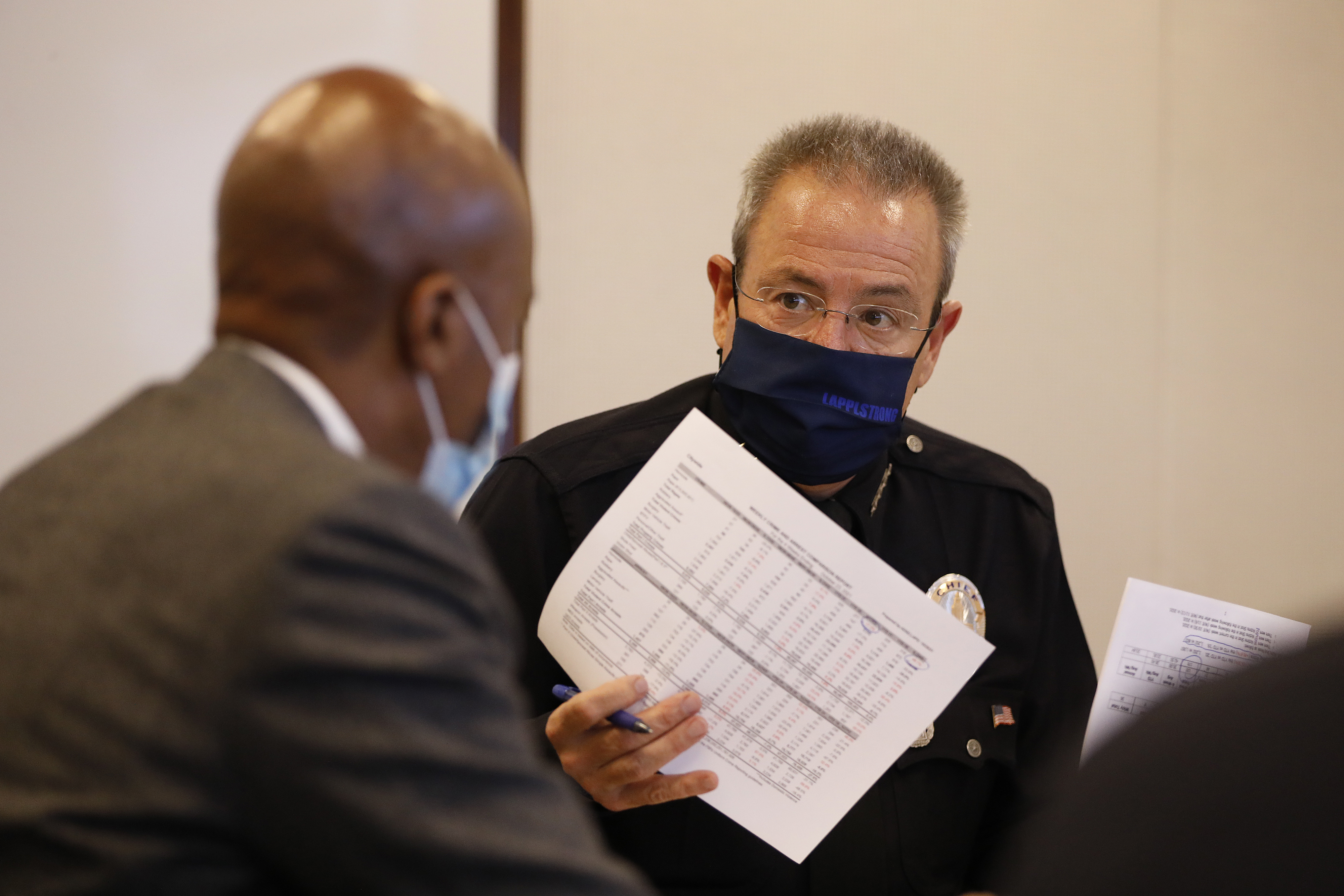 Inside an LAPD crime briefing on rising violence - Vimarsana News