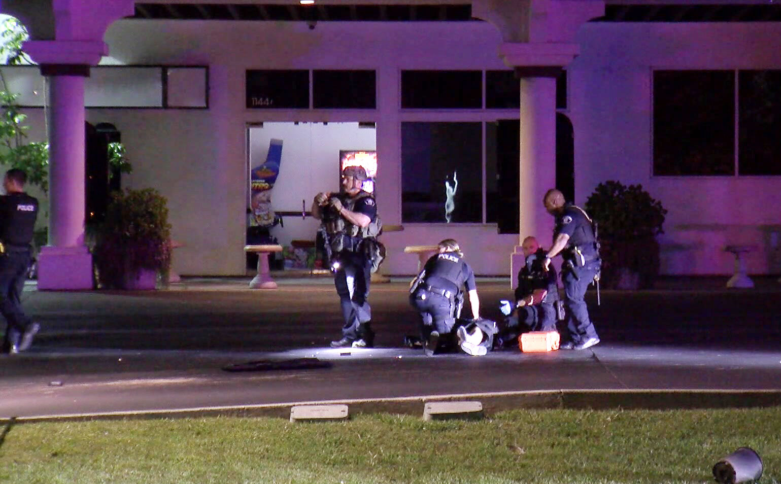 Man killed by Simi Valley police identified as murder suspect - Vimarsana News