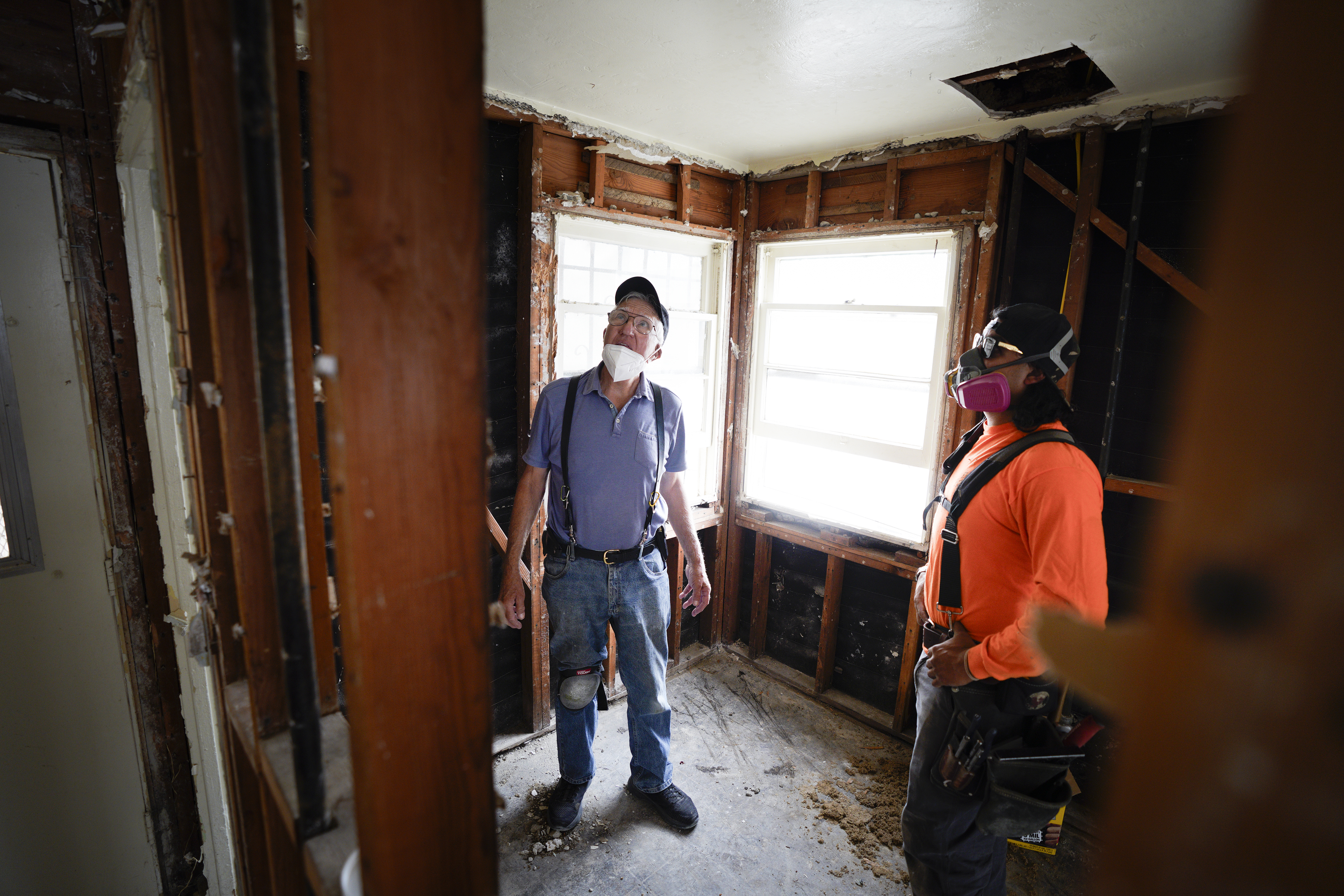 Southcrest neighbors rebuild homes, a 'miracle' for tenants - The San Diego Union-Tribune - Vimarsana News