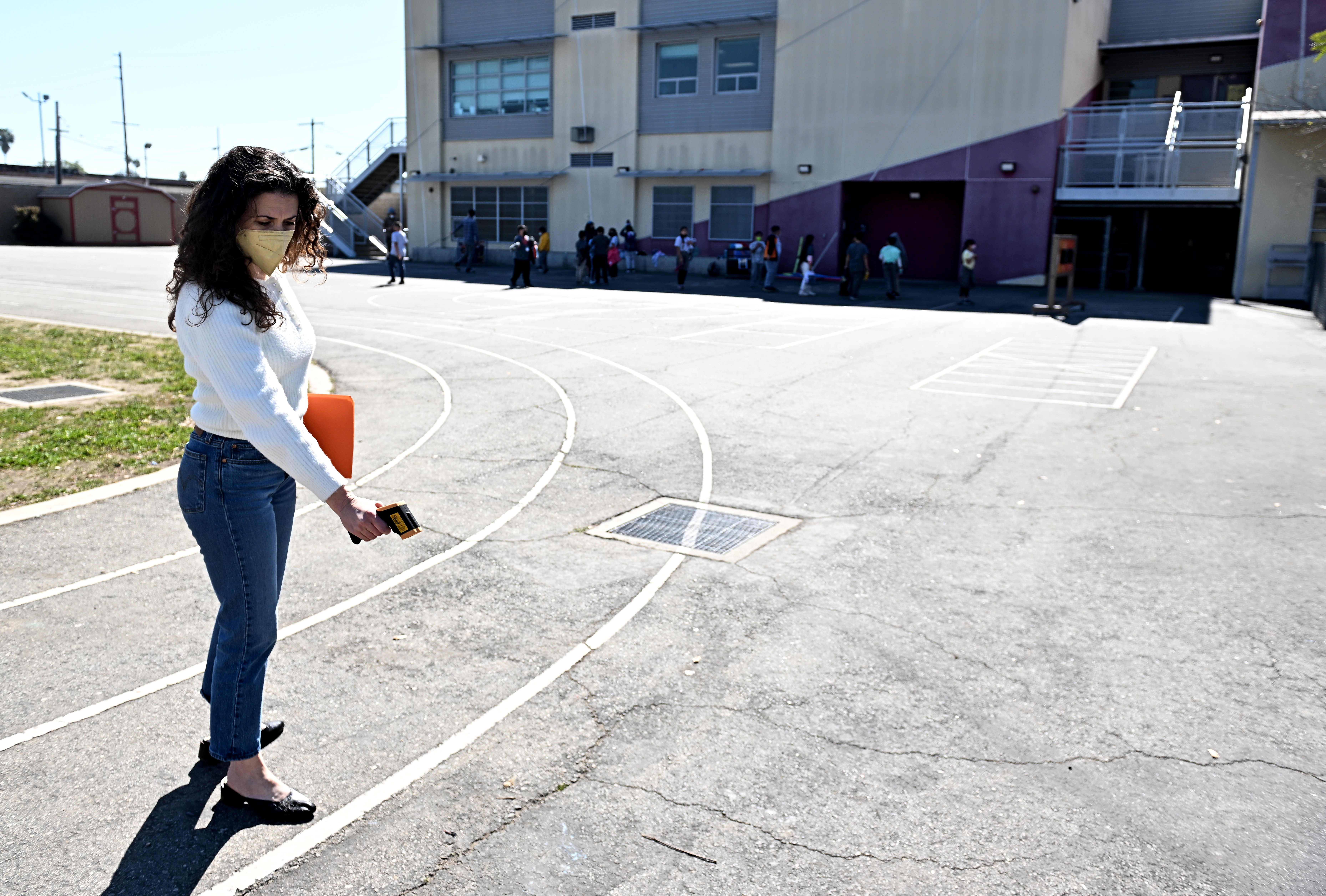 L.A.'s asphalt-covered schoolyards are an environmental injustice - Vimarsana News