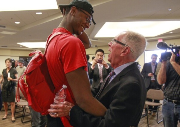 Column: A slam dunk: Steve Fisher is a nice guy - Vimarsana News