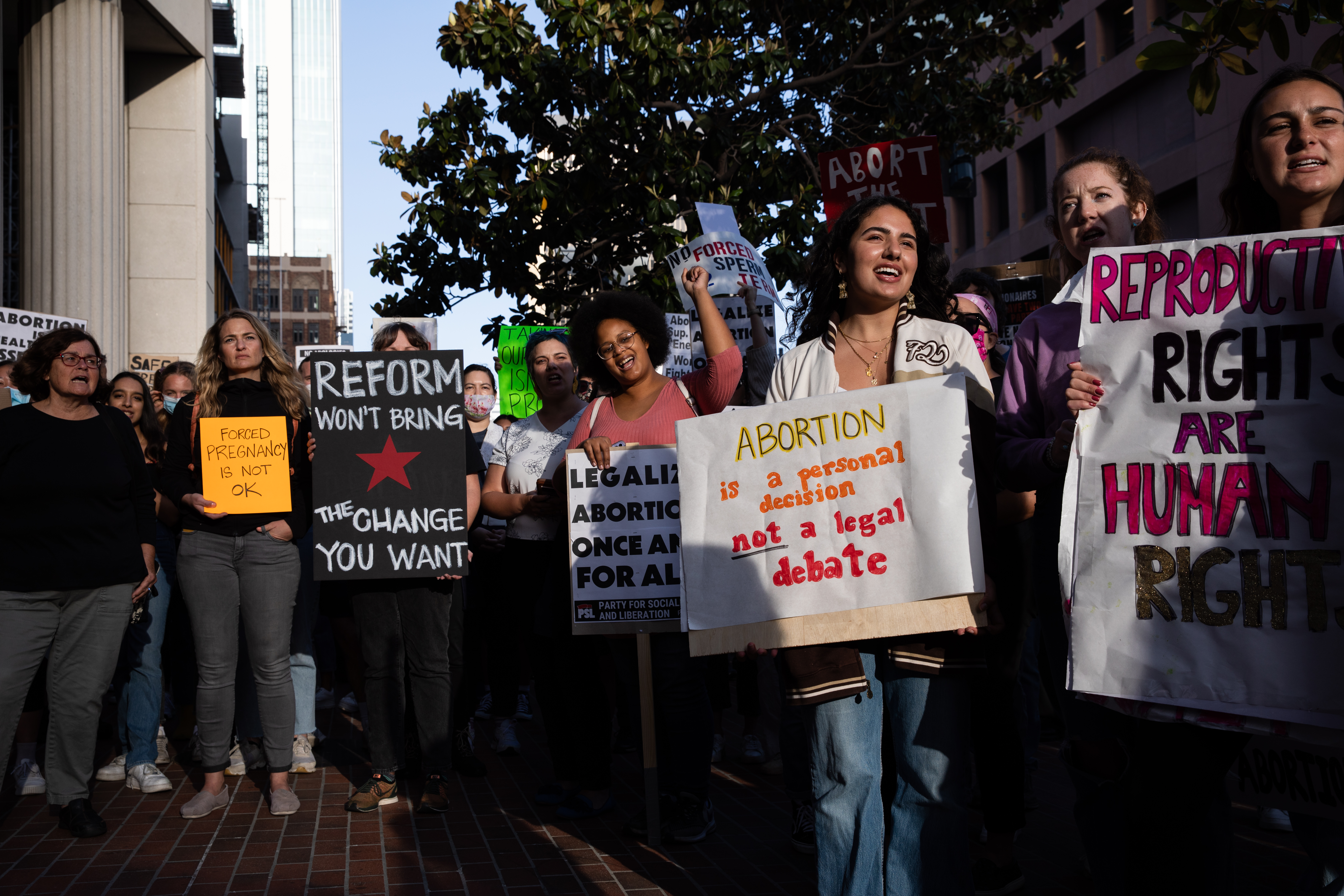 Hundreds march through downtown San Diego in support of legal abortion - Vimarsana News