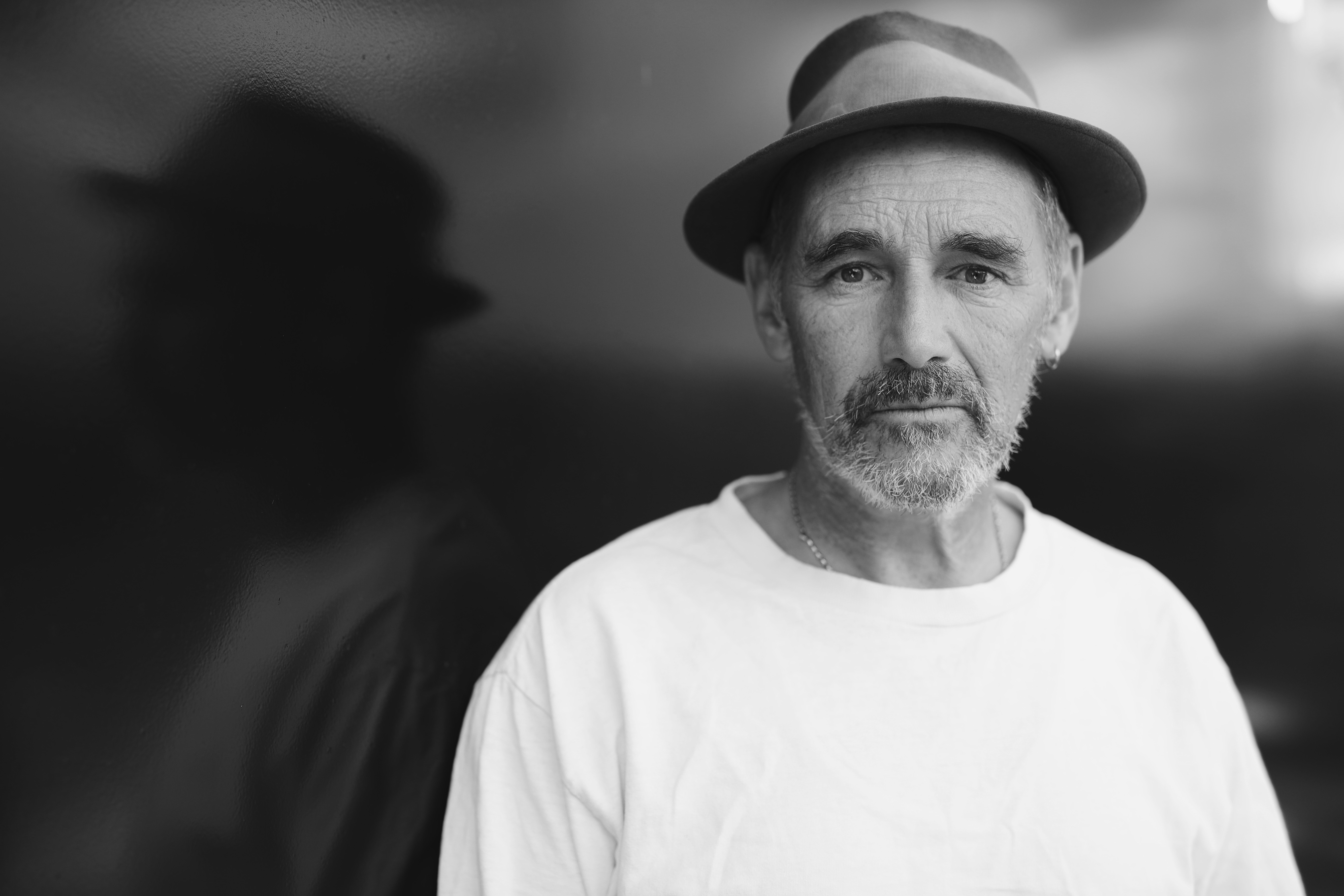 Mark Rylance explains tailoring his role in 'The Outfit' - Vimarsana News