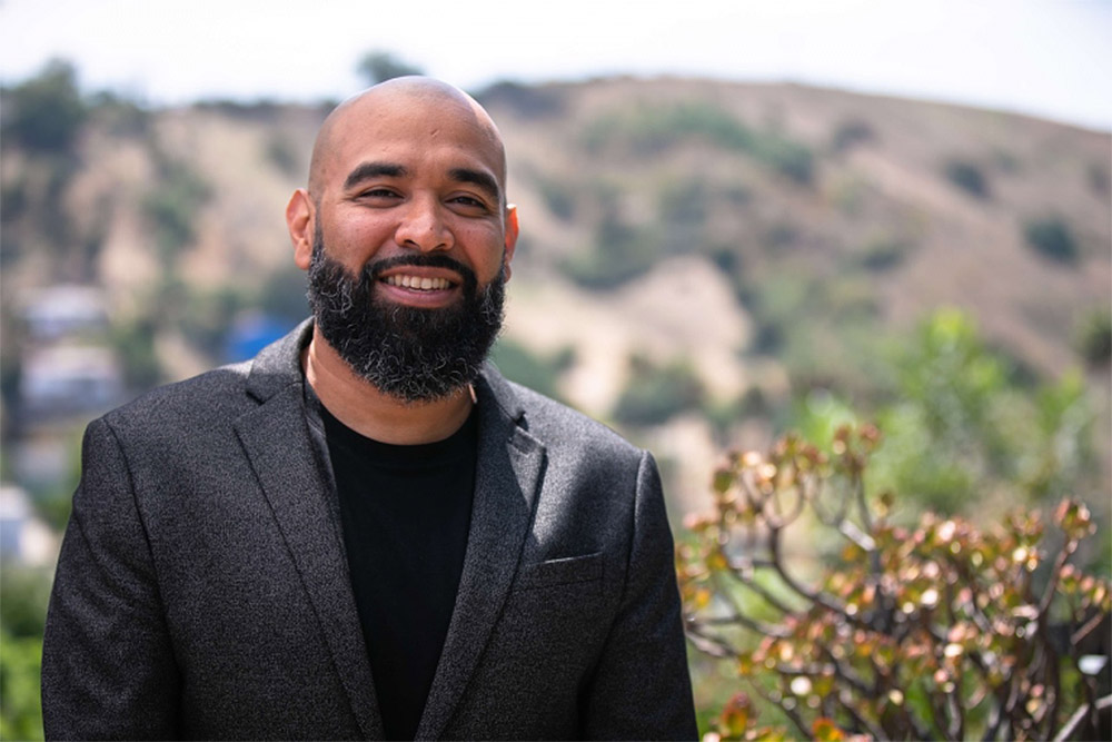 Cal State Long Beach faculty back professor alleging racial profiling - Vimarsana News