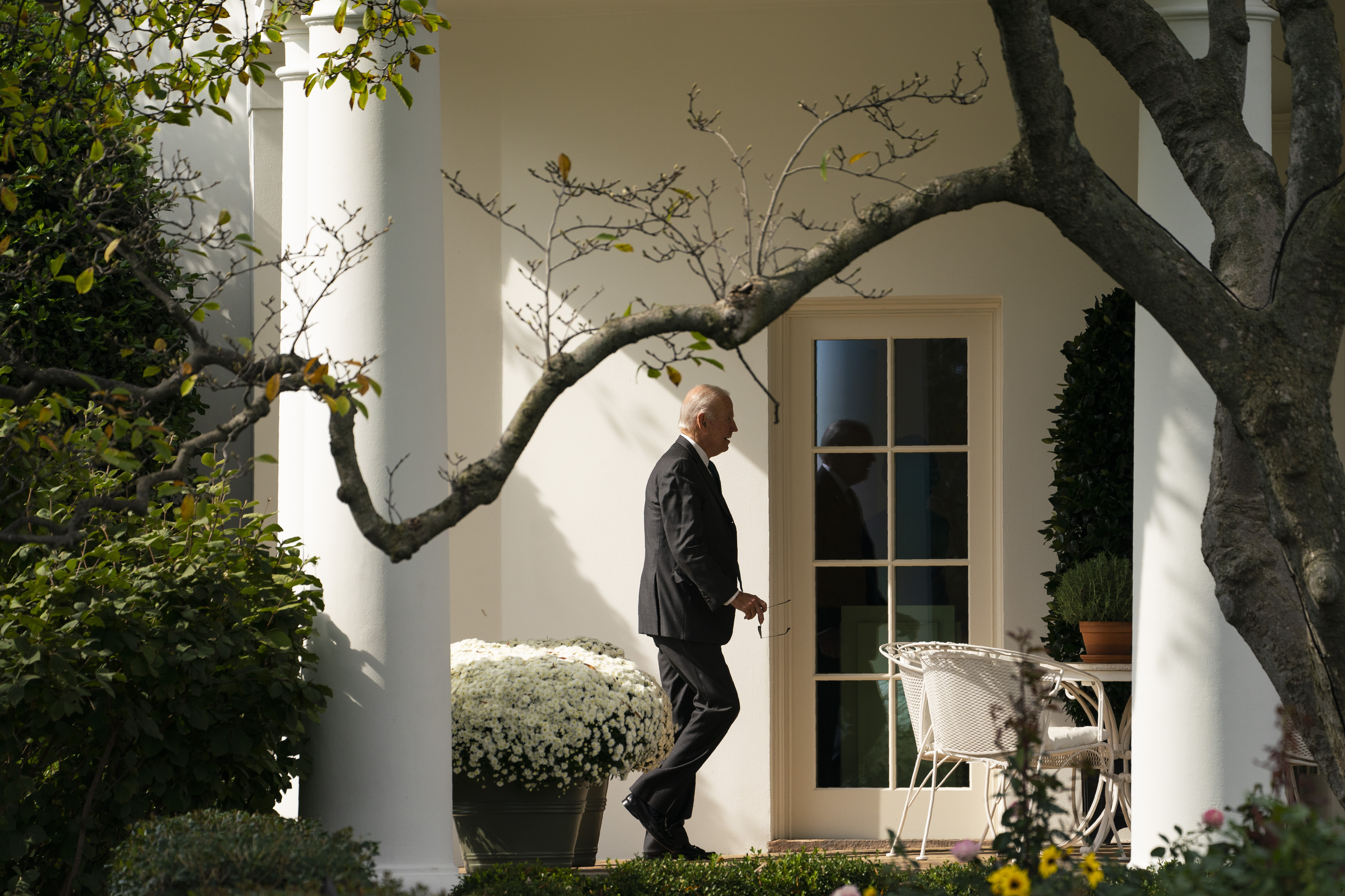Essential Politics: Could Biden's pitch to save abortion rights sway midterm voters? - Vimarsana News