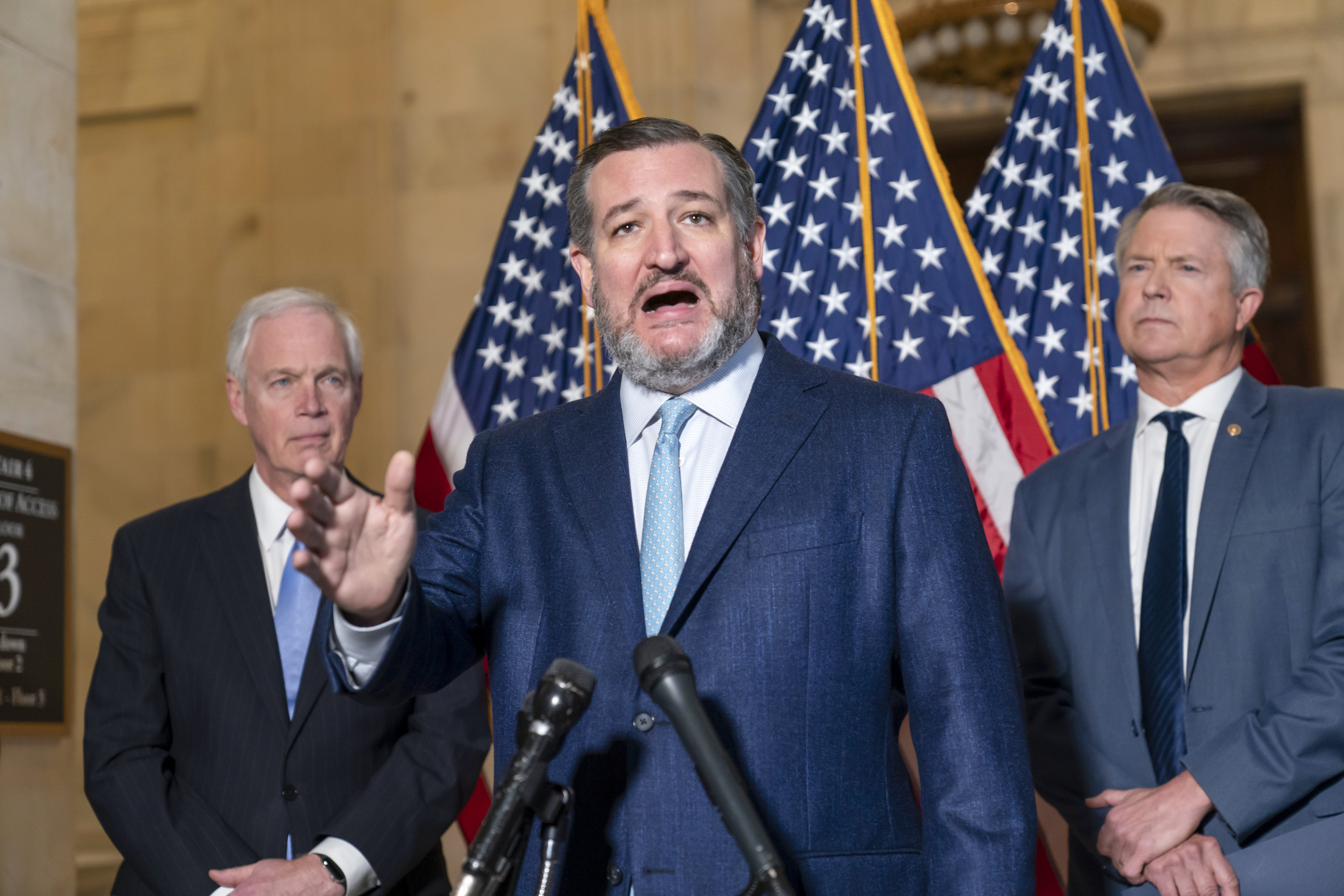 What's behind Republican anger at the NFL? Shifting views on race - Vimarsana News