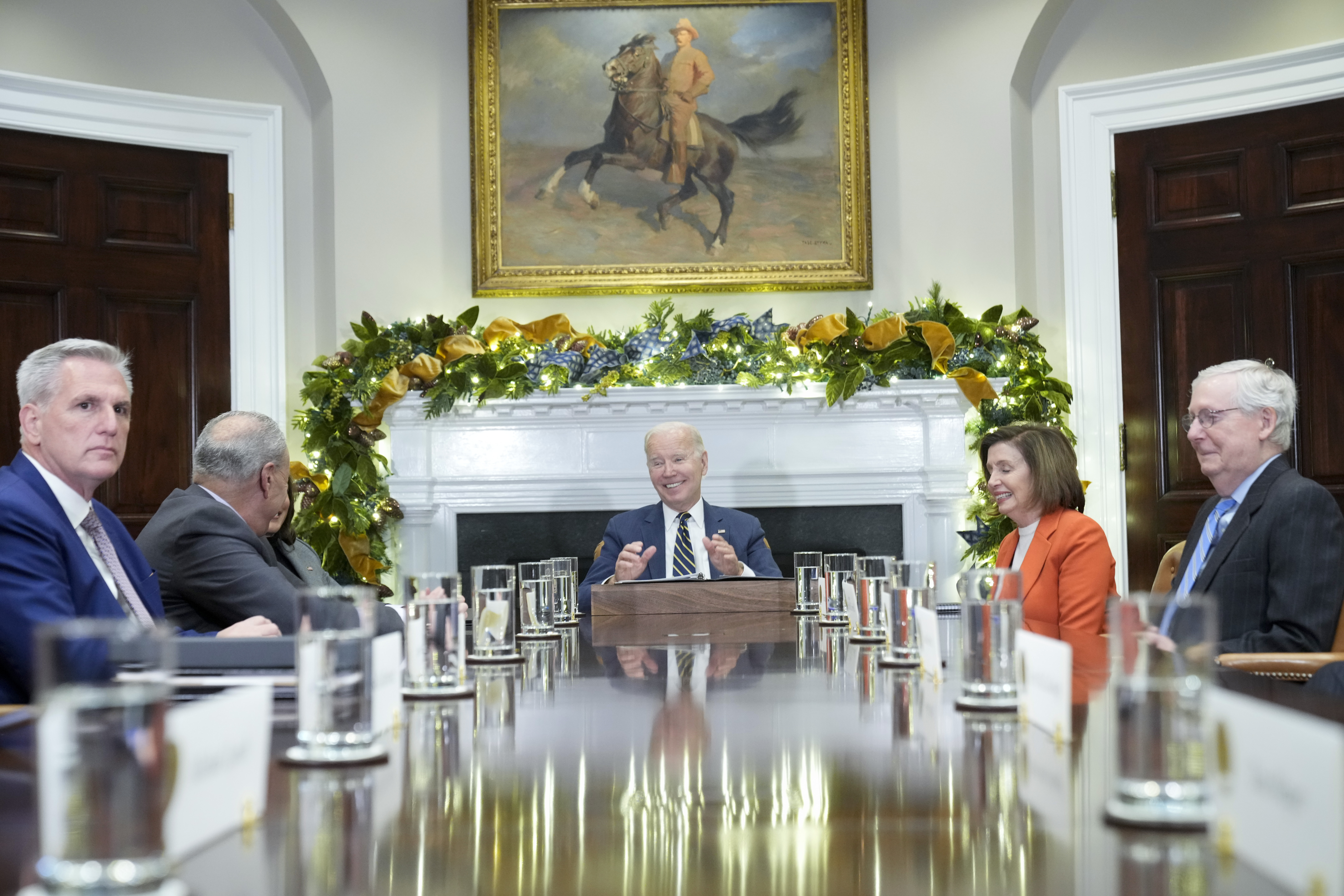 How Biden is navigating his rocky relationship with McCarthy - Vimarsana News