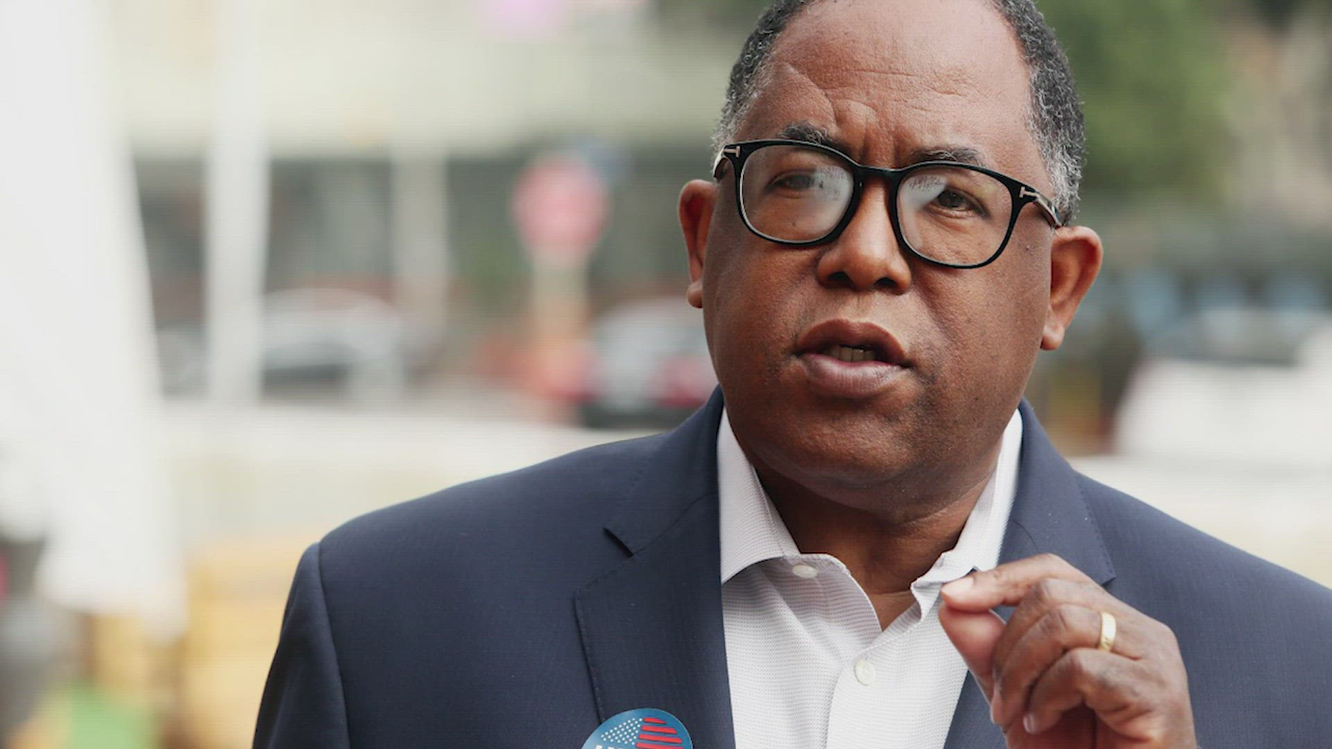 Lawsuit challenges L.A.'s suspension of Mark Ridley-Thomas - Vimarsana News