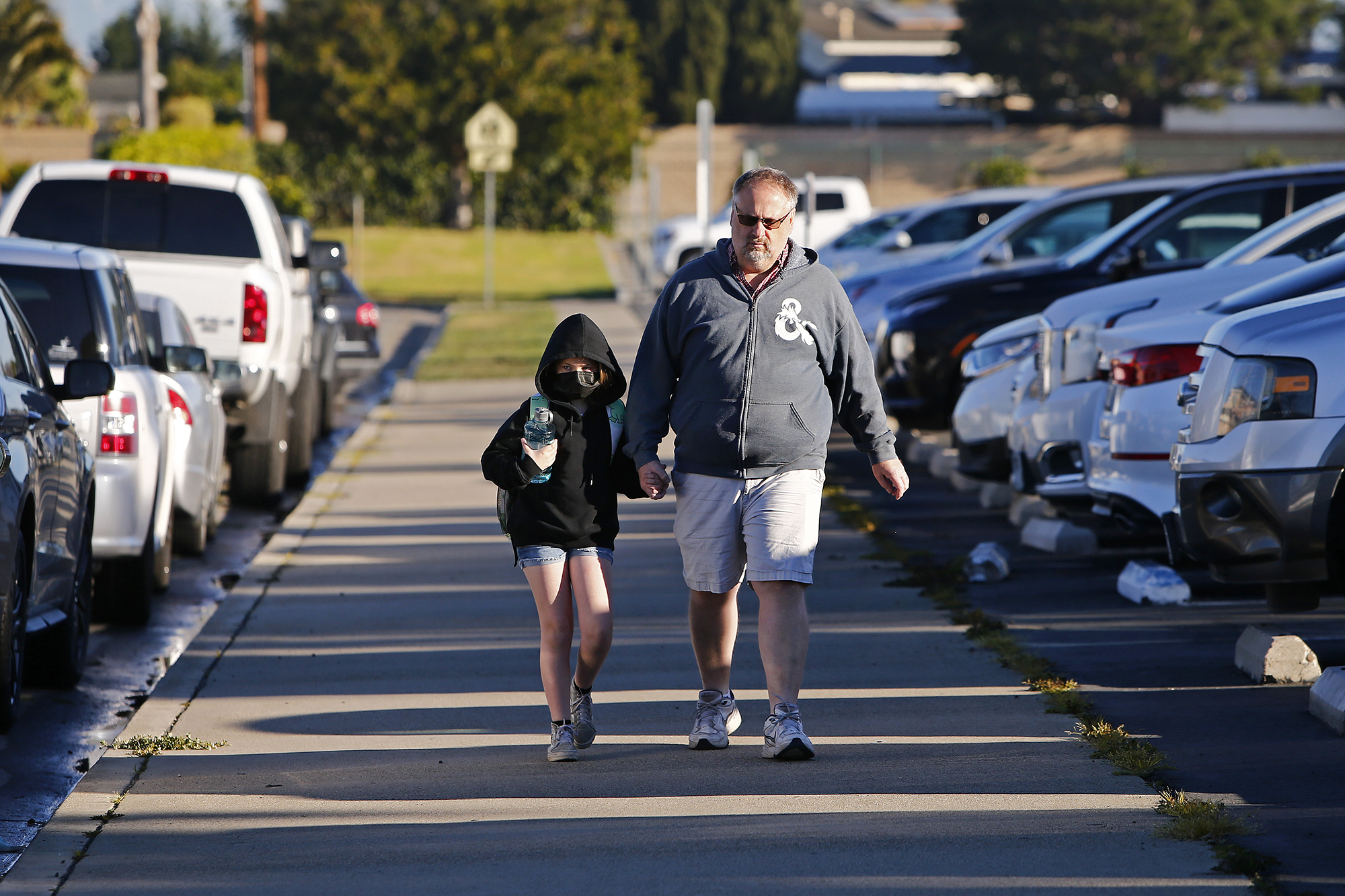 Parents are optimistic as local school districts prepare to roll back mask requirements - Vimarsana News