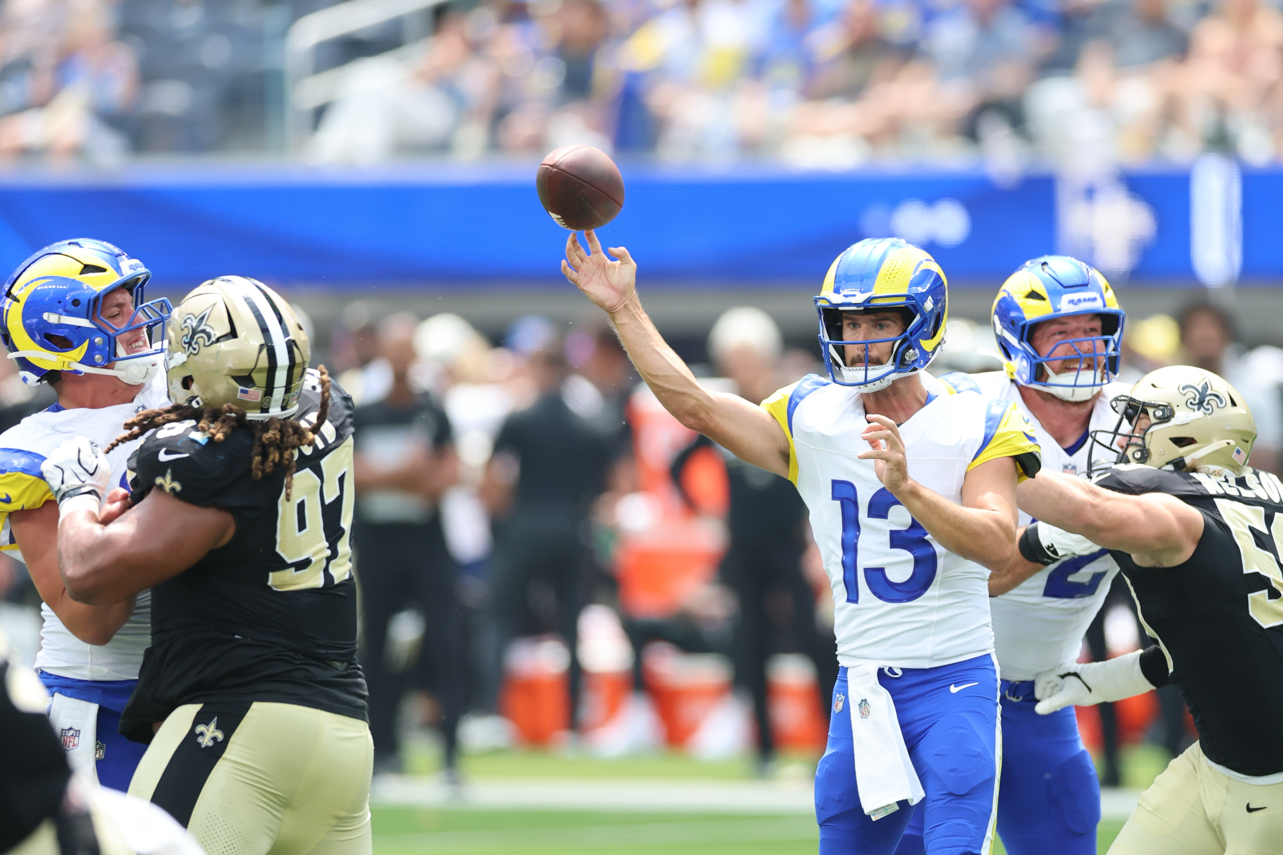 Stetson Bennett e CJ Daniels brilham na vitória do Rams na pré-temporada sobre o Saints