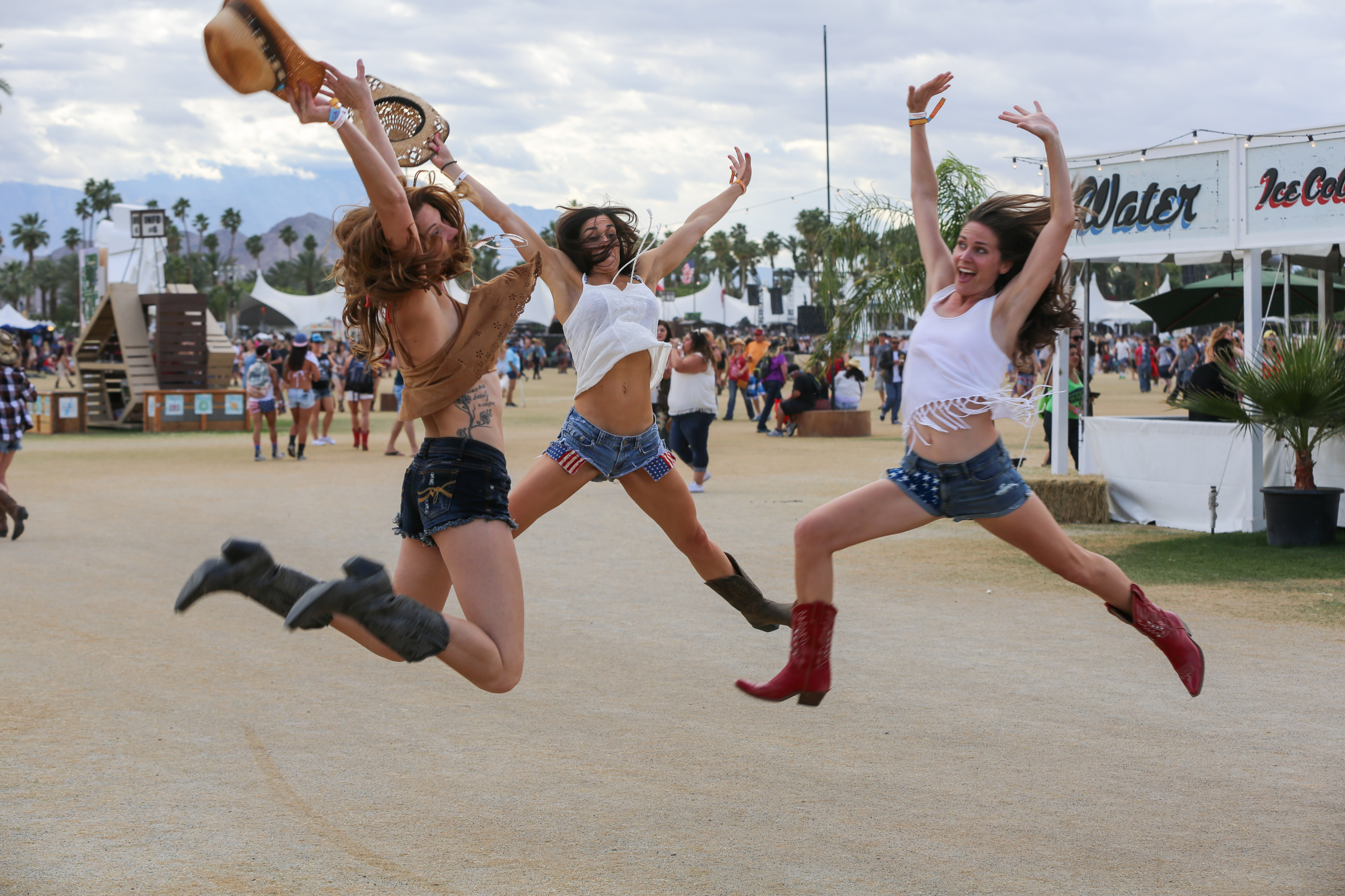 Stagecoach festival bans Confederate flag, divisive symbols - Vimarsana News